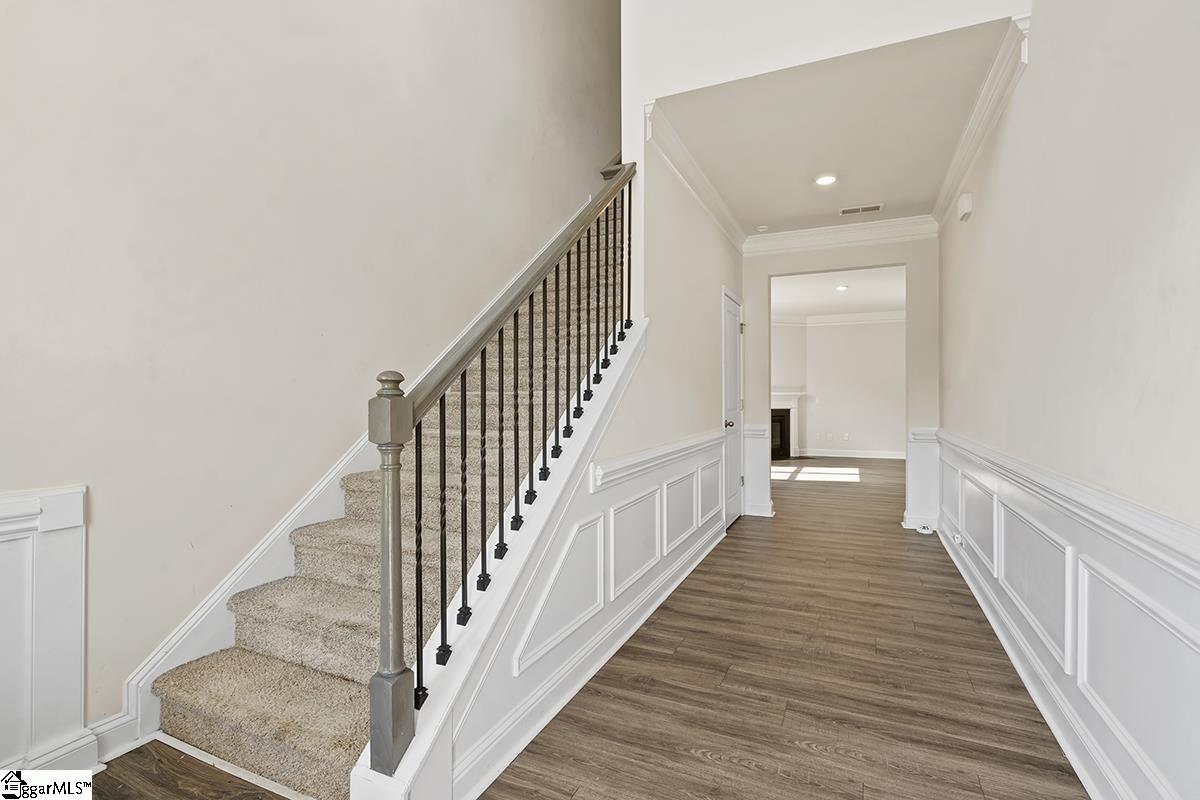 610 Raleighwood Lane Property Photo 12