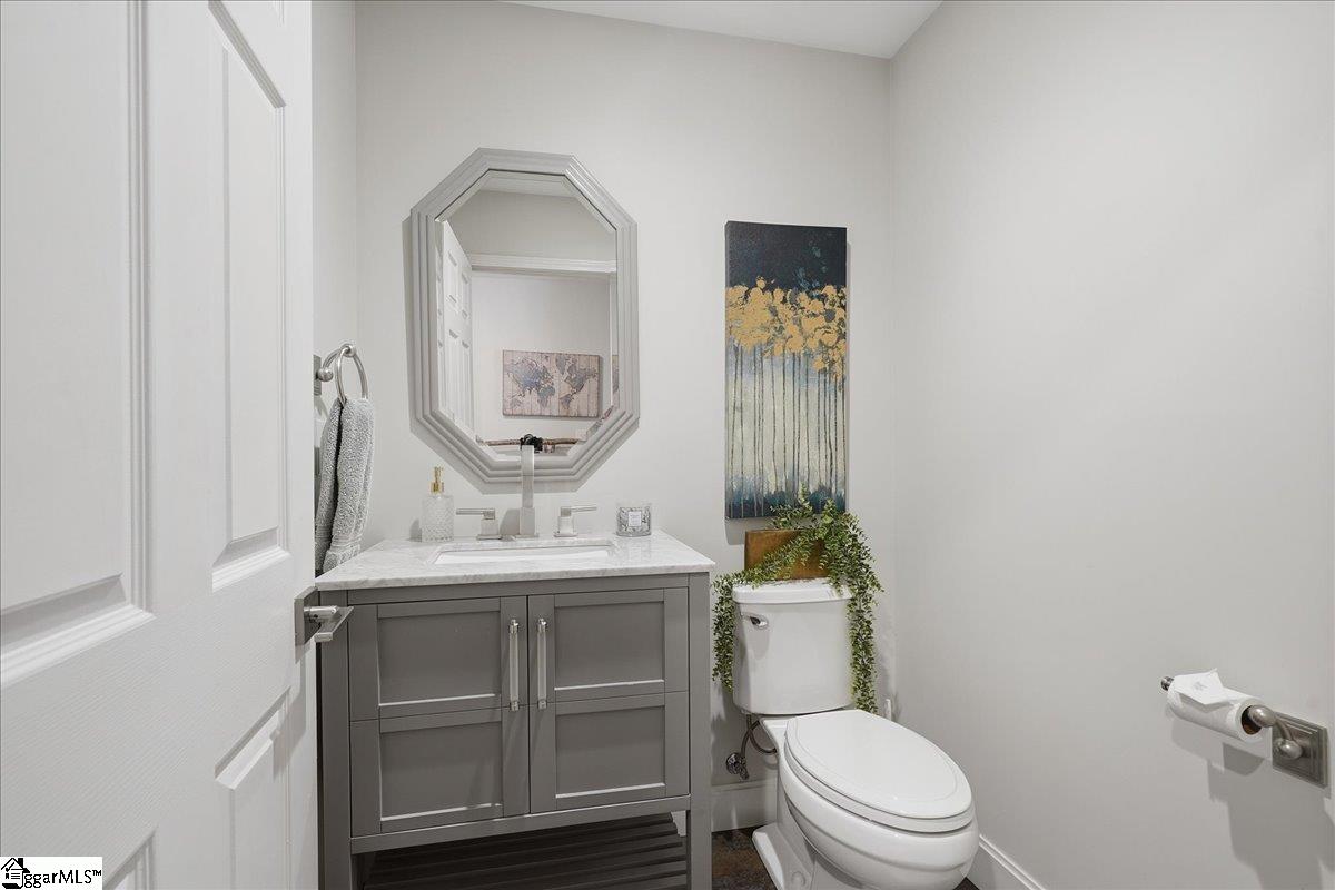 240 Stonehaven Way Property Photo 20