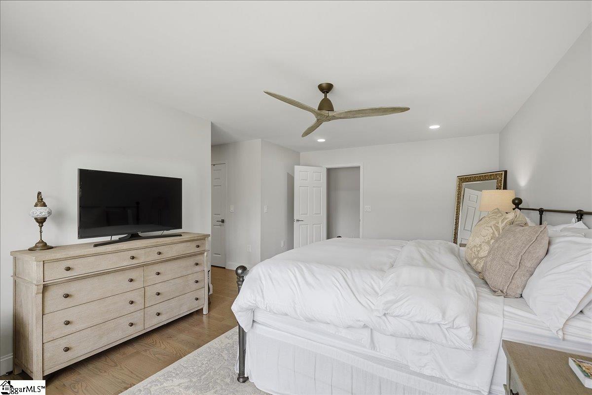 240 Stonehaven Way Property Photo 31