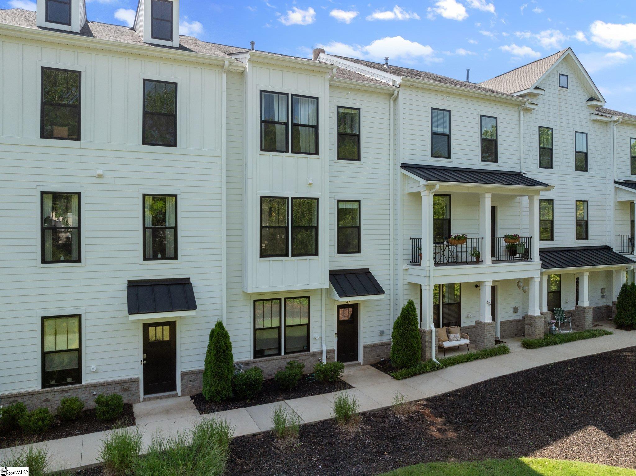 47 Millside Circle Property Photo 2