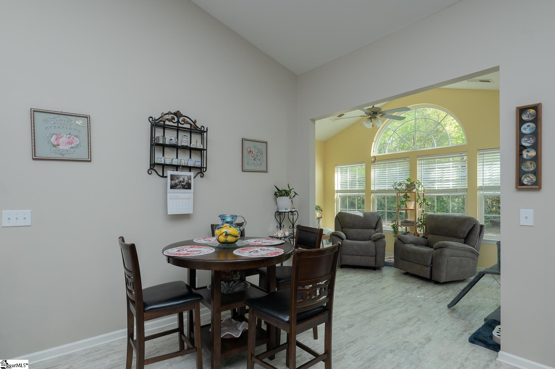 806 Hartscove Court Property Photo 18