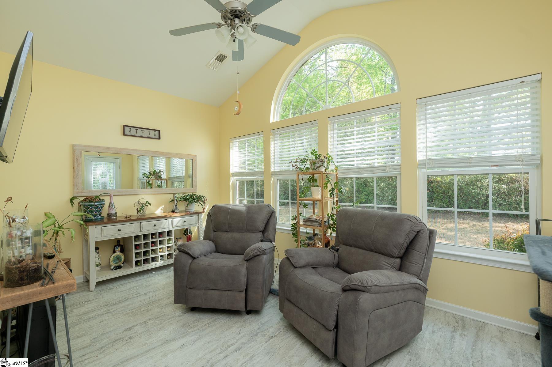 806 Hartscove Court Property Photo 19