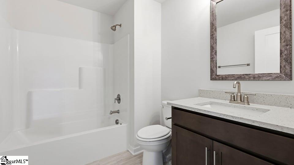 1001 Gresham Place Property Photo 24