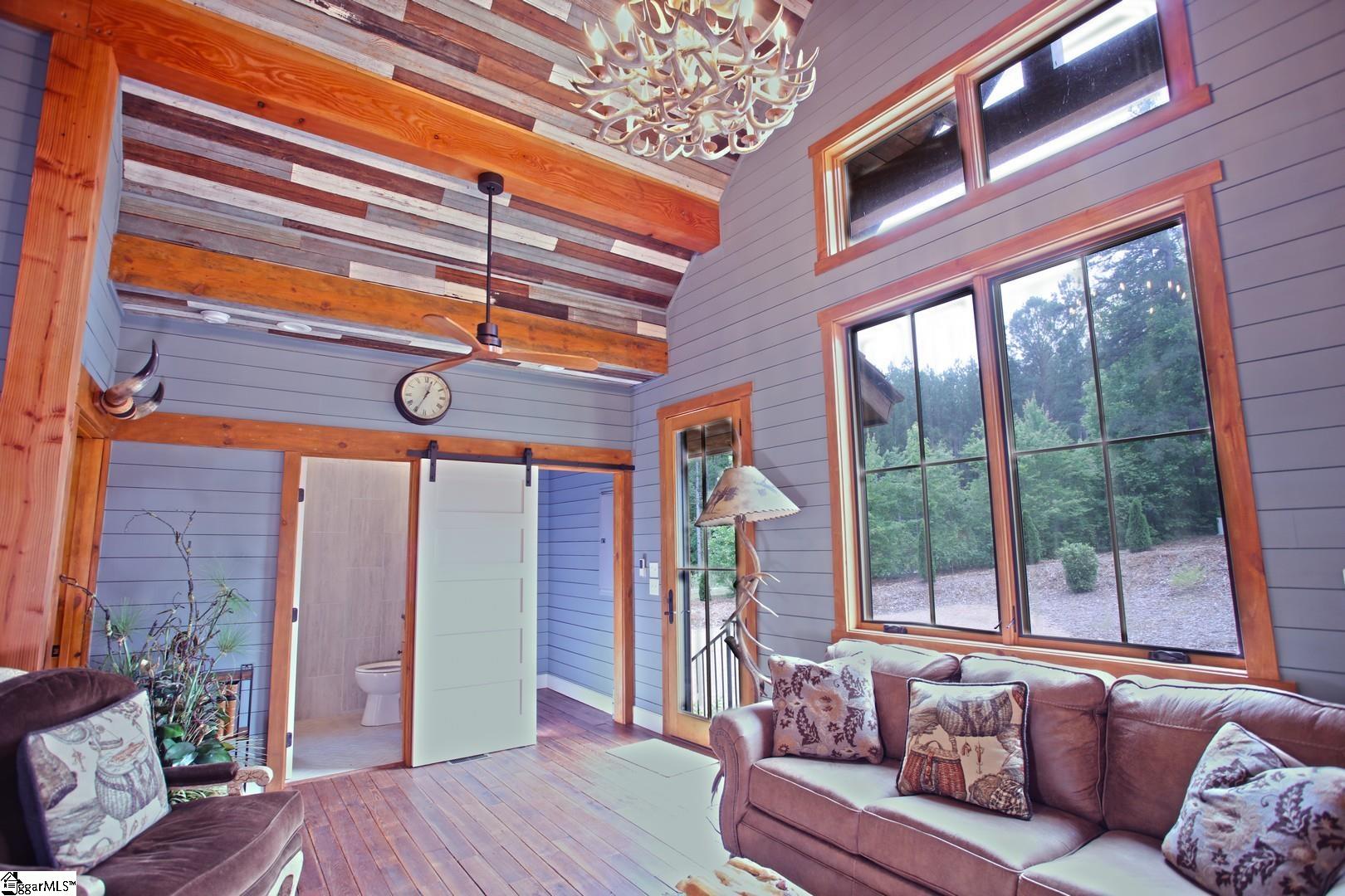 275 Jocassee Lake Road Property Photo 7