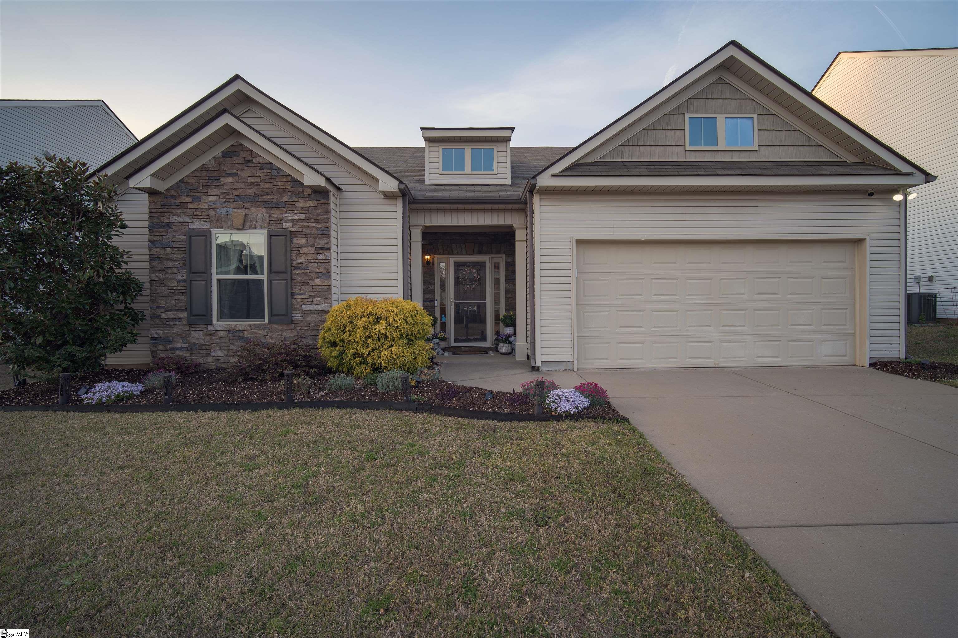 454 Wolfbend Road