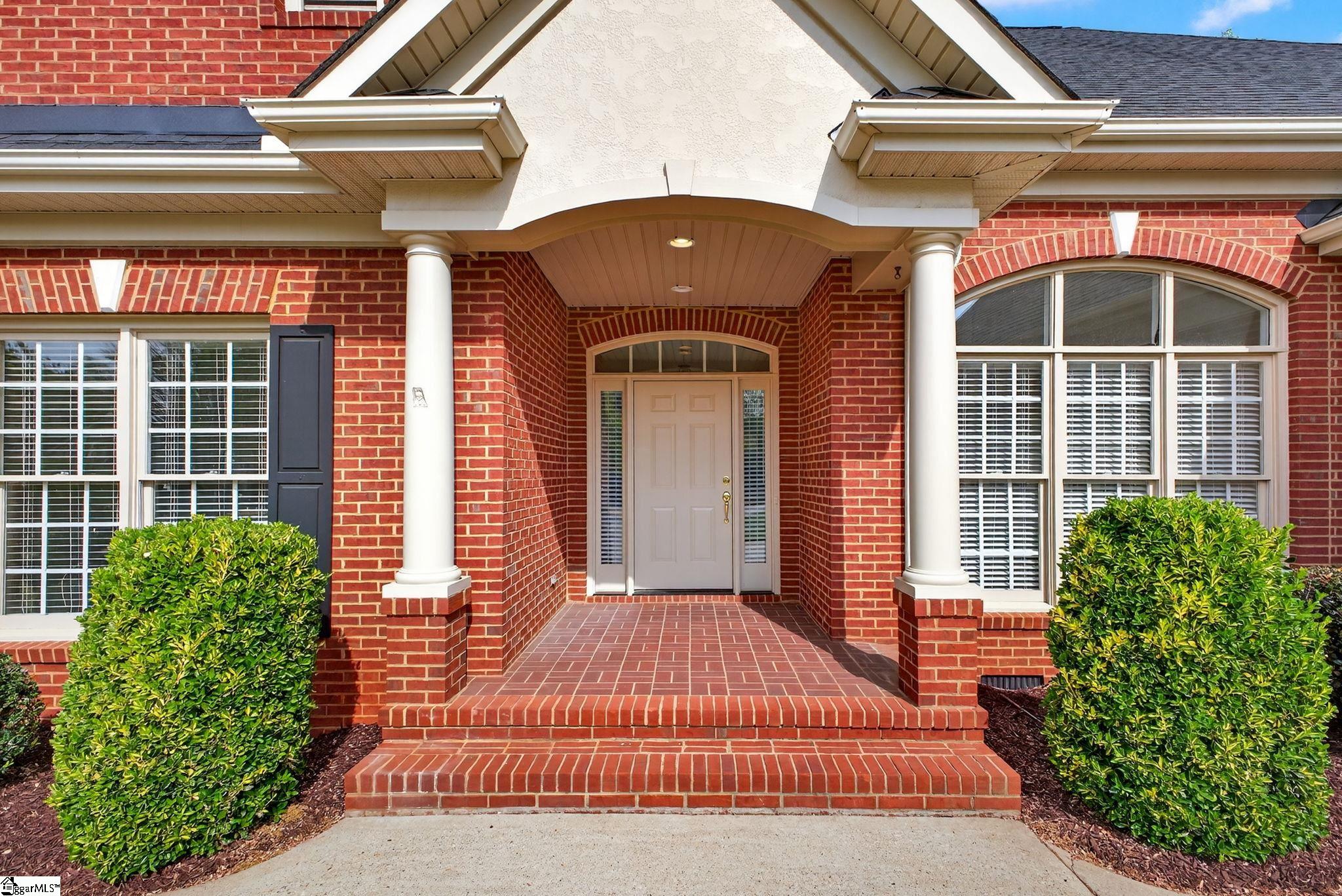 4 Broadstone Court Property Photo 7