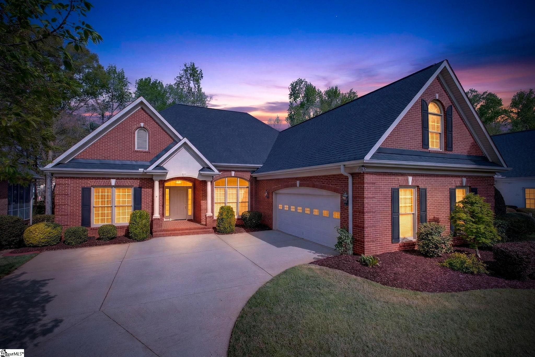 4 Broadstone Court Property Photo 8