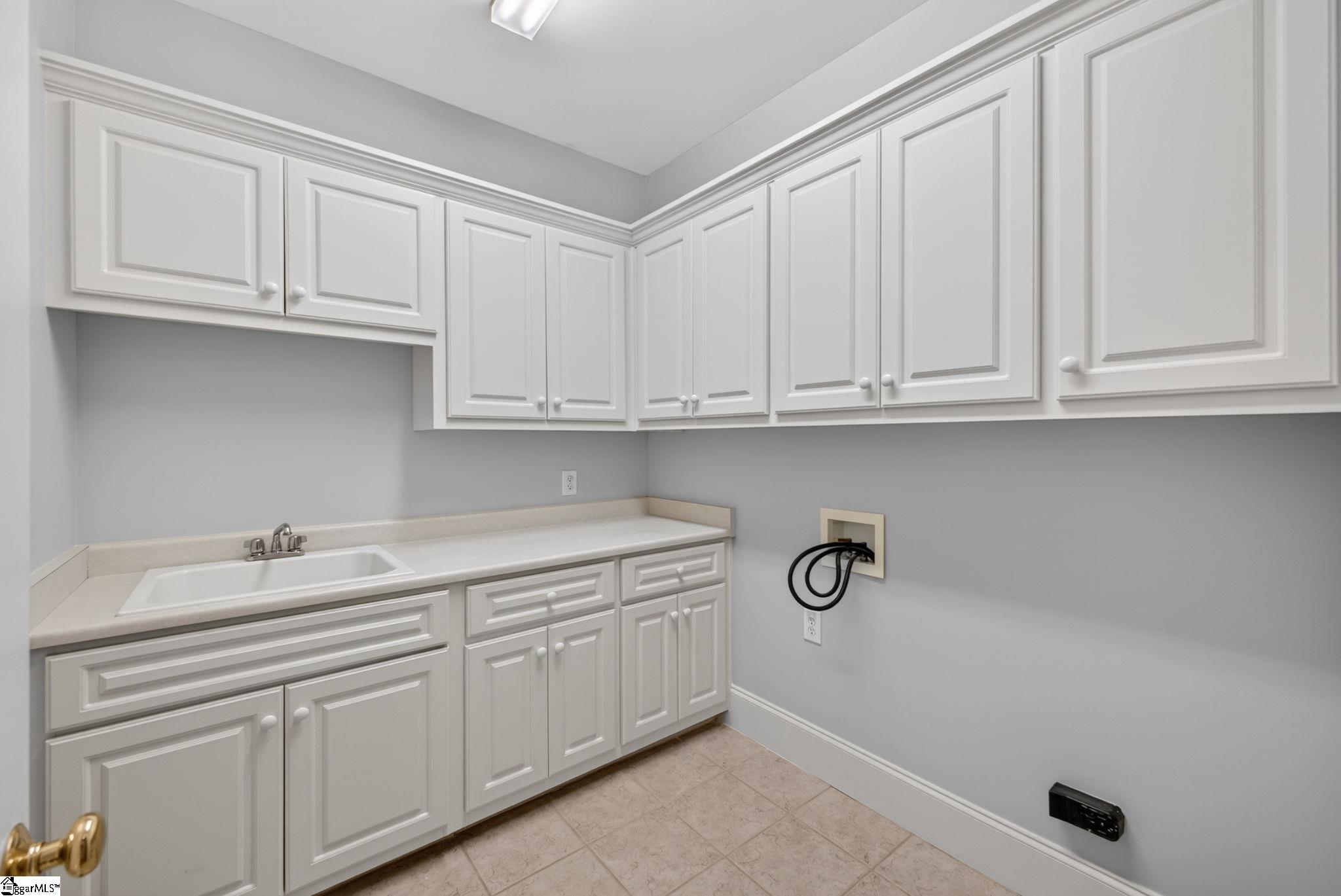 4 Broadstone Court Property Photo 28