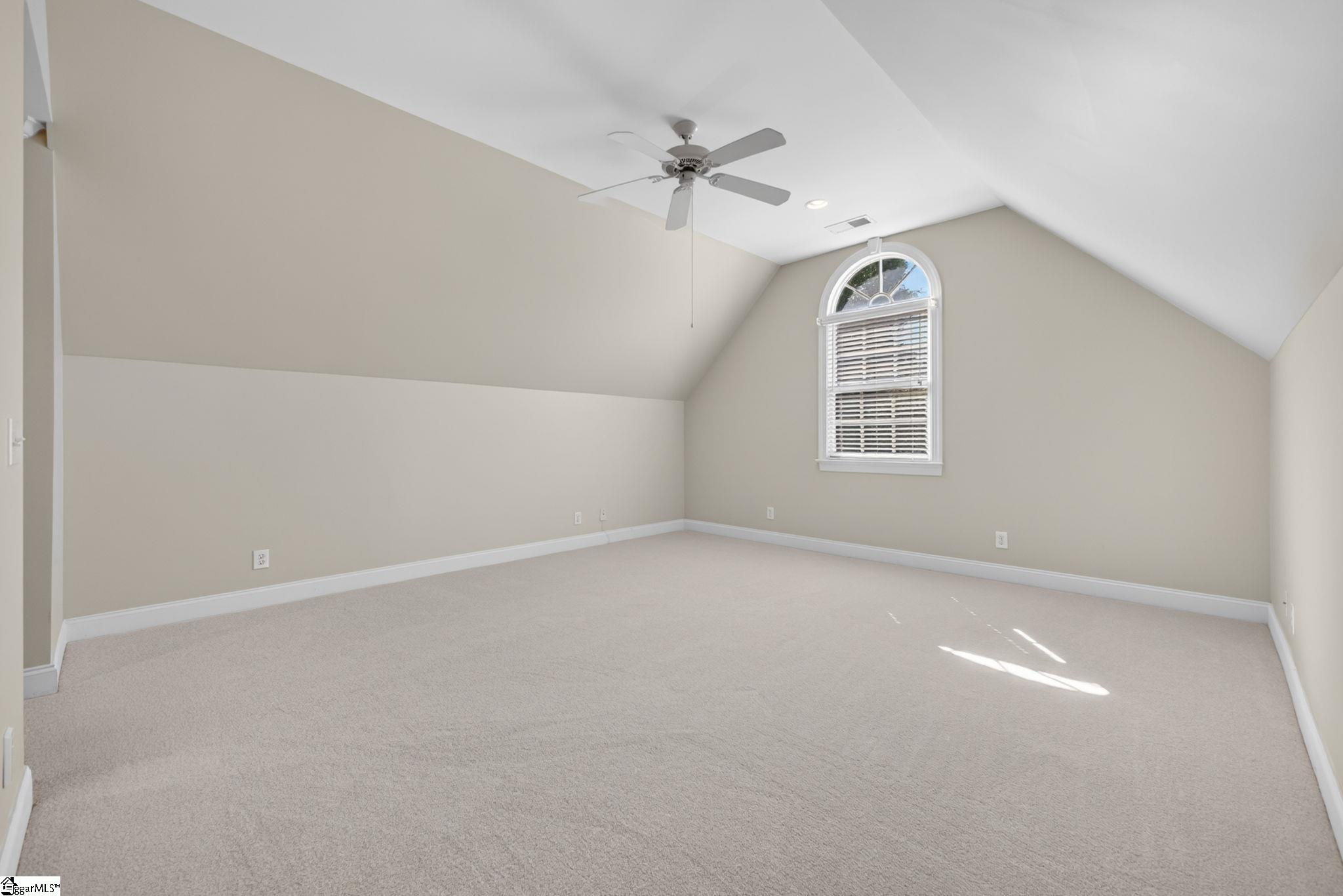 4 Broadstone Court Property Photo 37