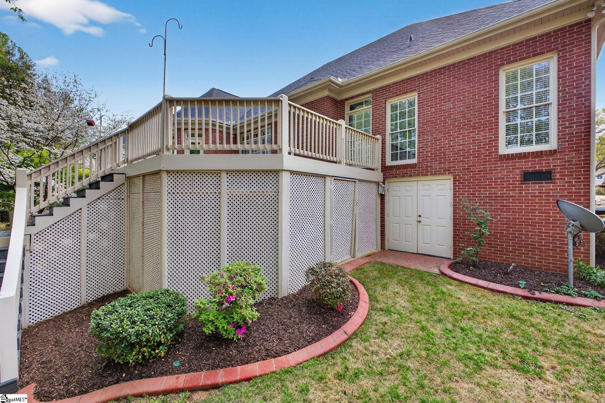4 Broadstone Court Property Photo 43