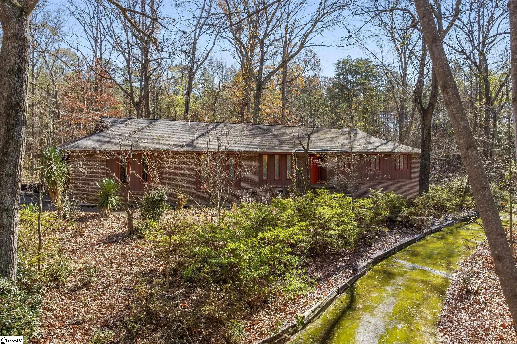 132 Rosecrest Road Property Photo 2