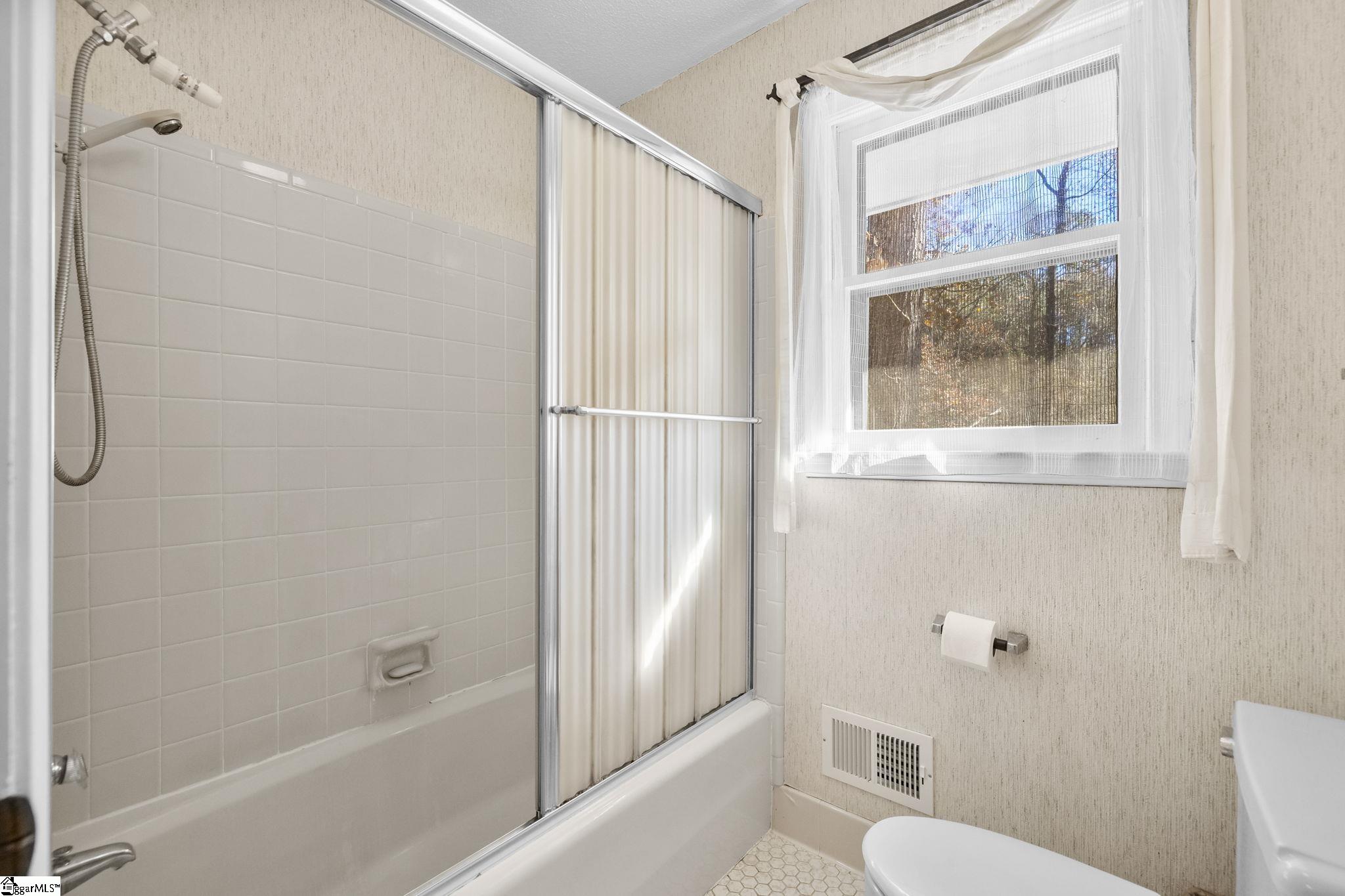 132 Rosecrest Road Property Photo 27
