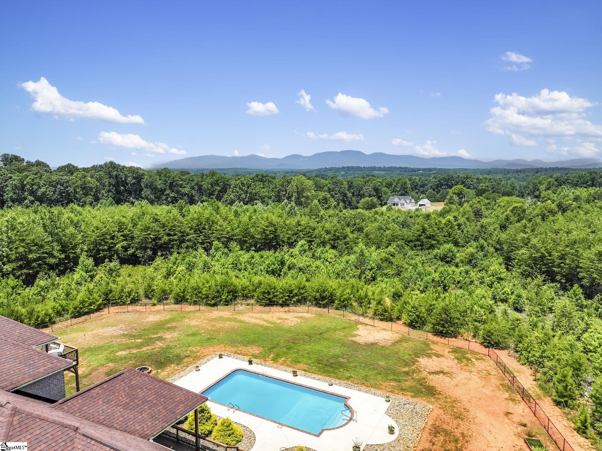 6735 Highway 357 Property Photo 44