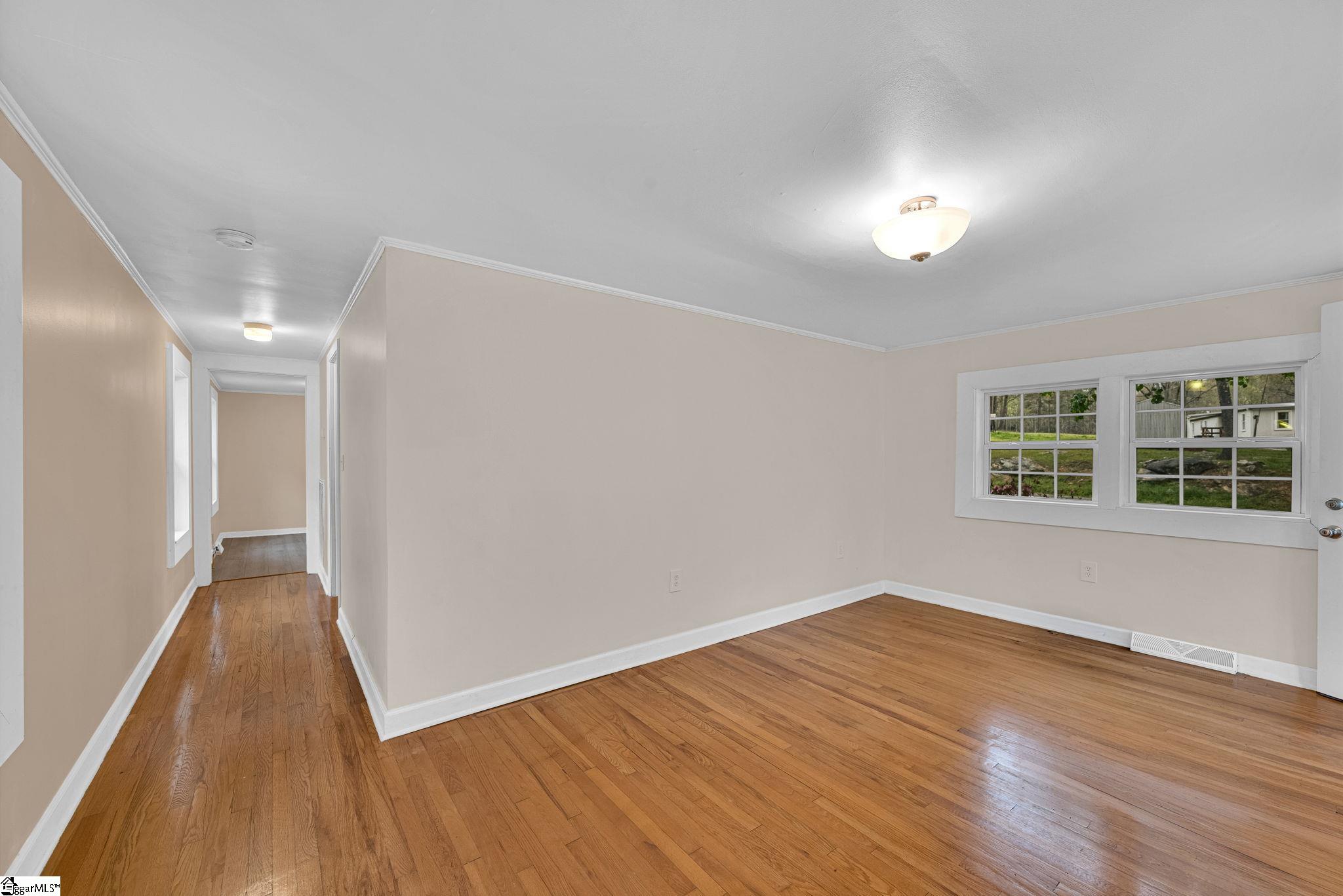 303 Garren Road Property Photo 7