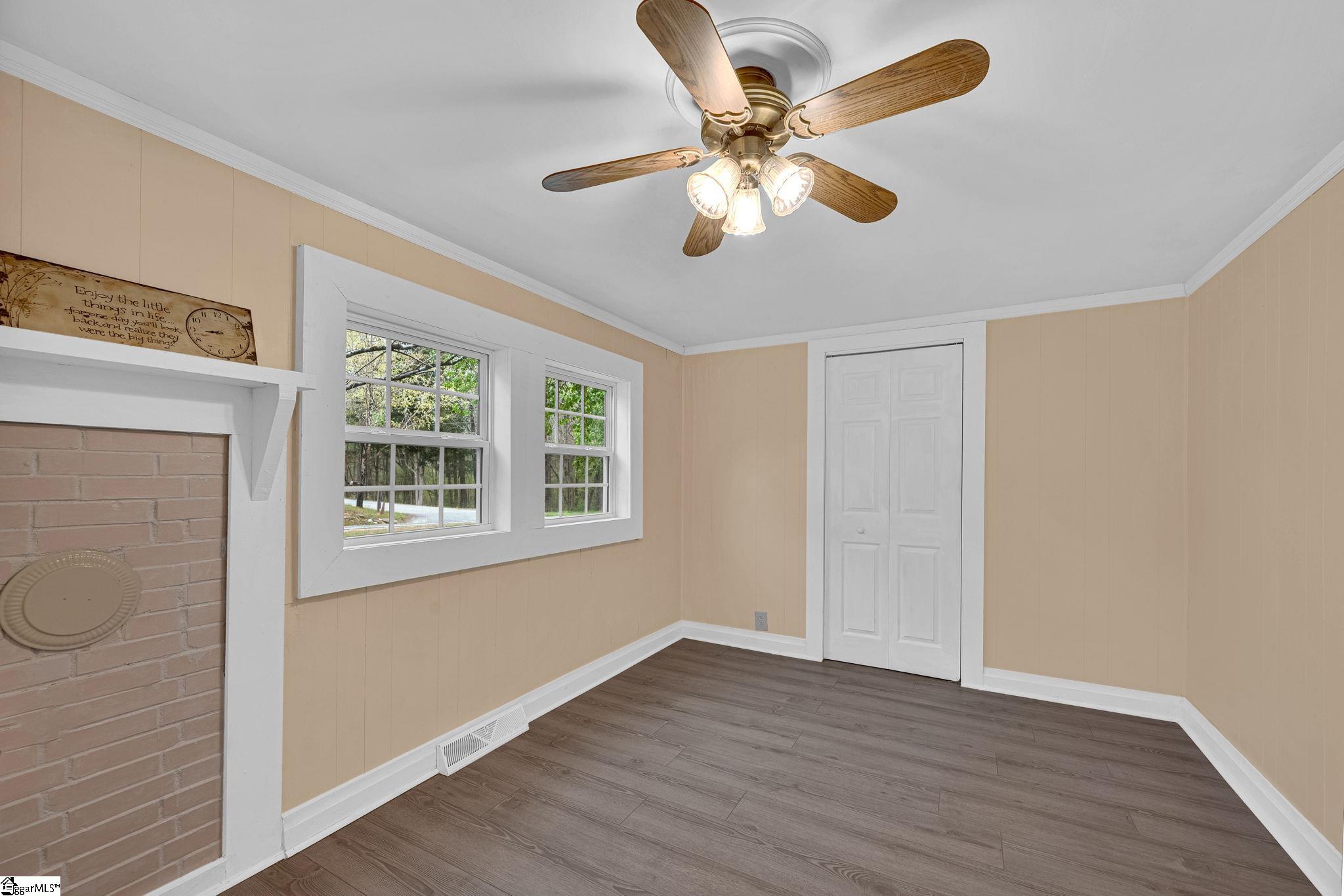 303 Garren Road Property Photo 13