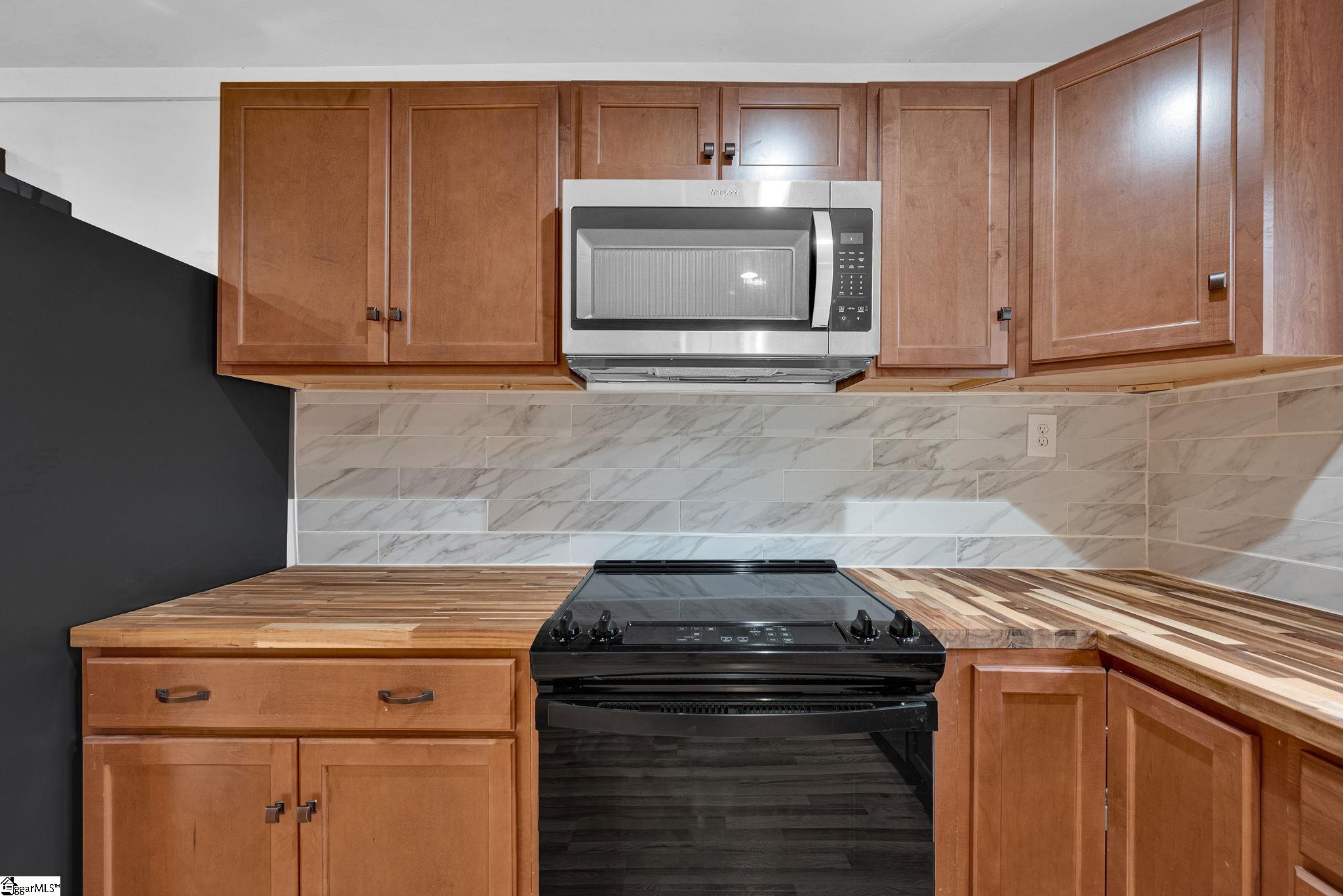 303 Garren Road Property Photo 18