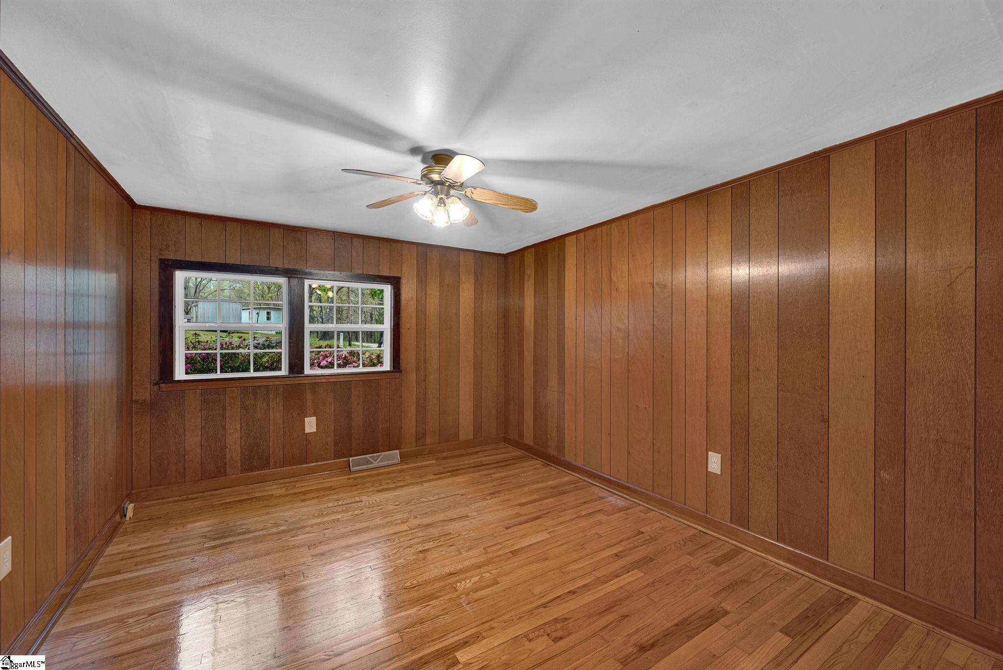 303 Garren Road Property Photo 24