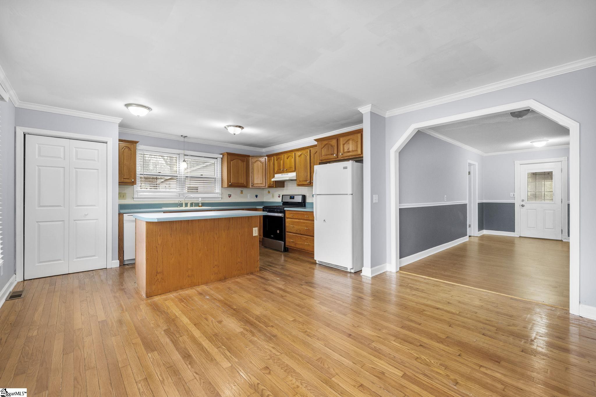 119 Sutton Drive Property Photo 10