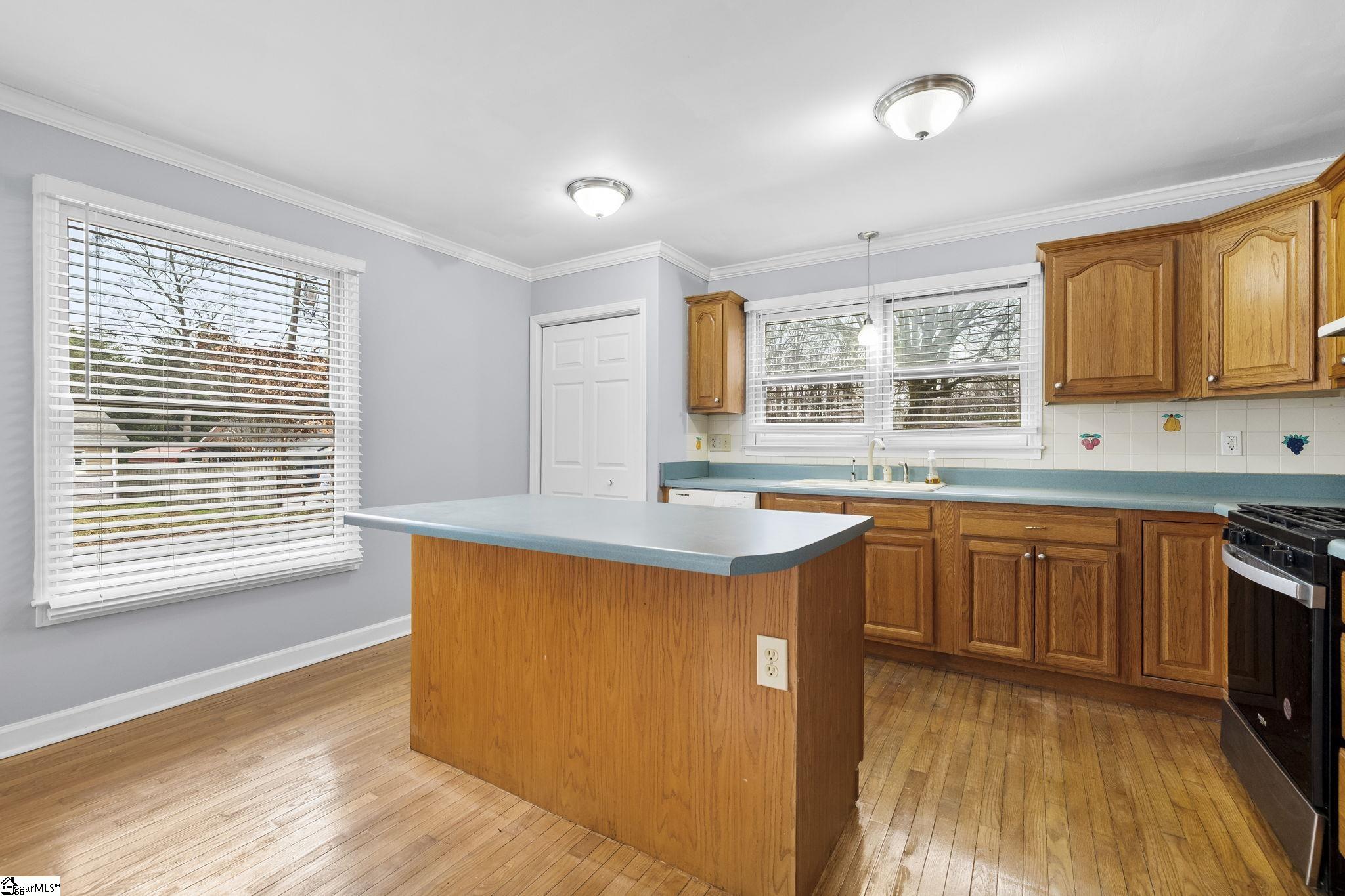 119 Sutton Drive Property Photo 12
