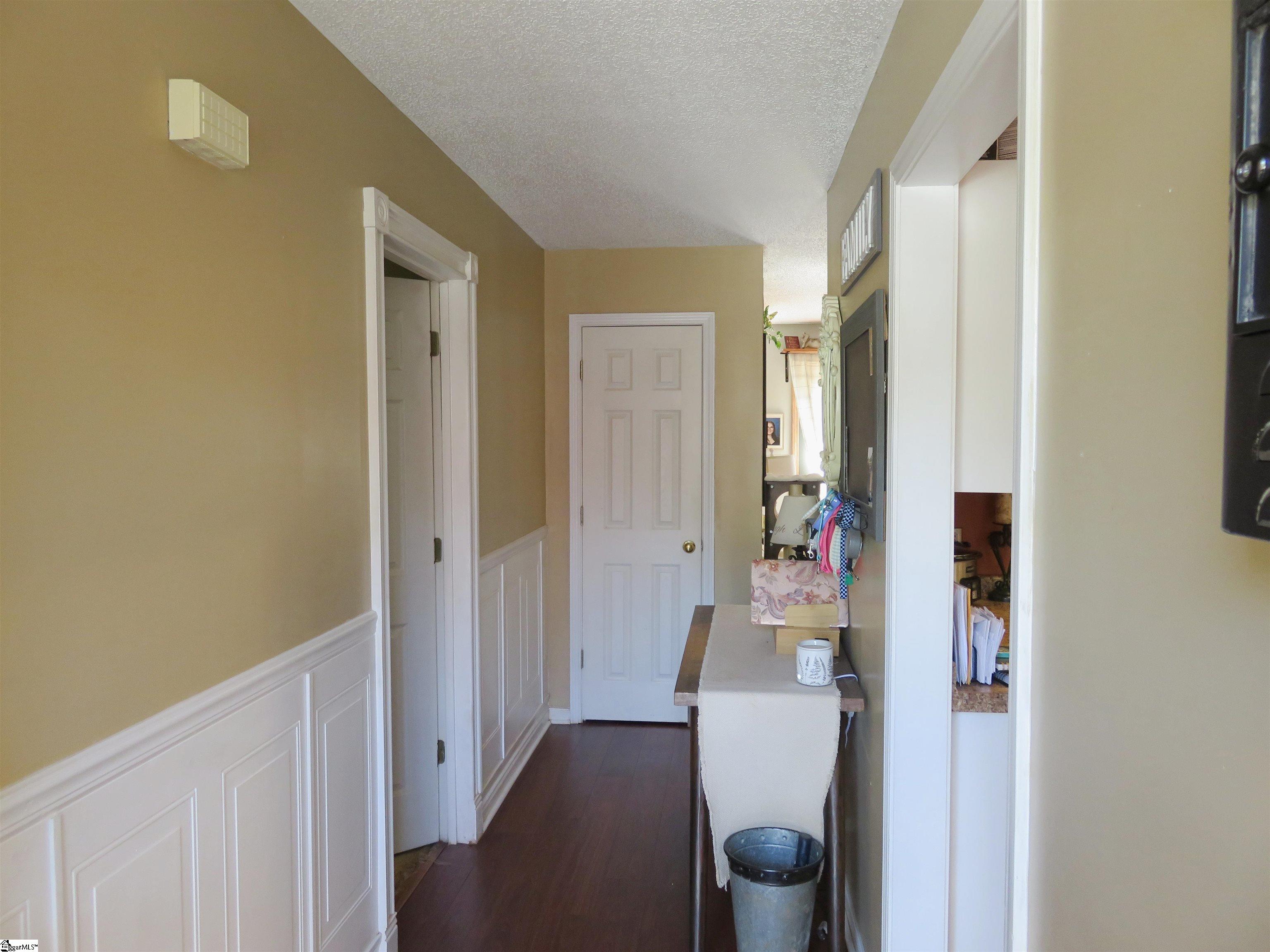 224 Riverrun Drive Property Photo 2