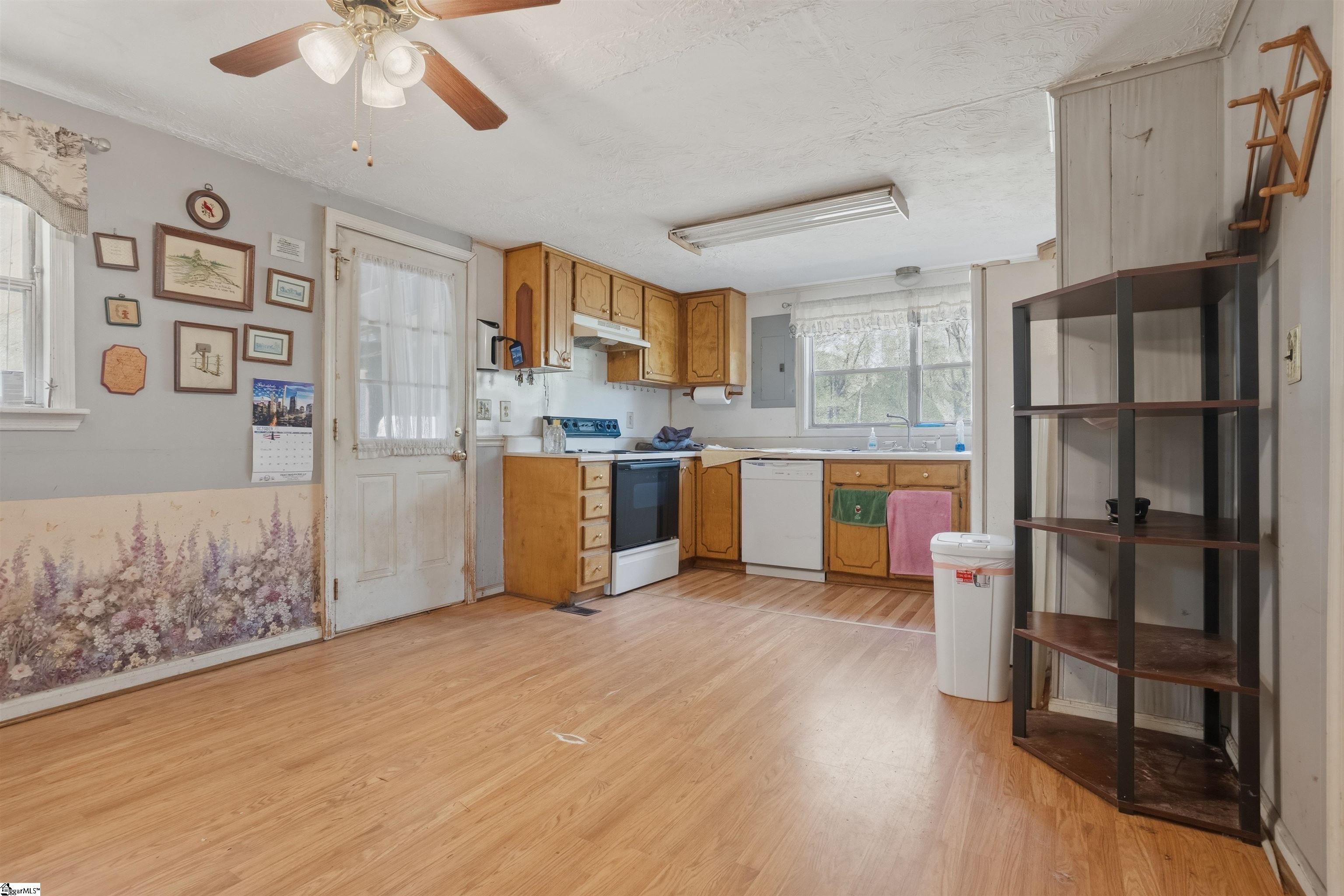 1360 Old Mill Road Property Photo 11
