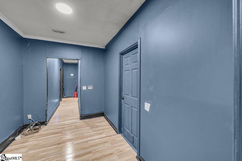 1660 Wofford Street Property Photo 6