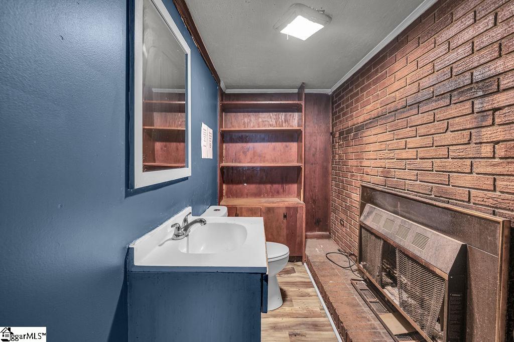 1660 Wofford Street Property Photo 7