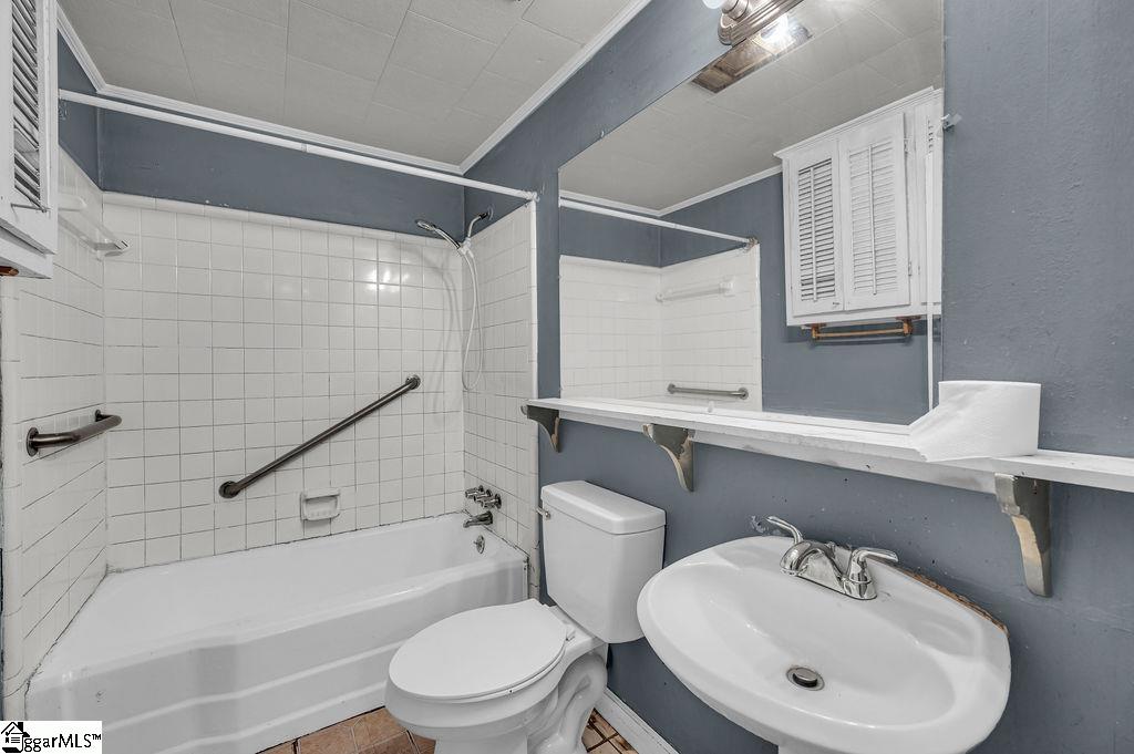 1660 Wofford Street Property Photo 15