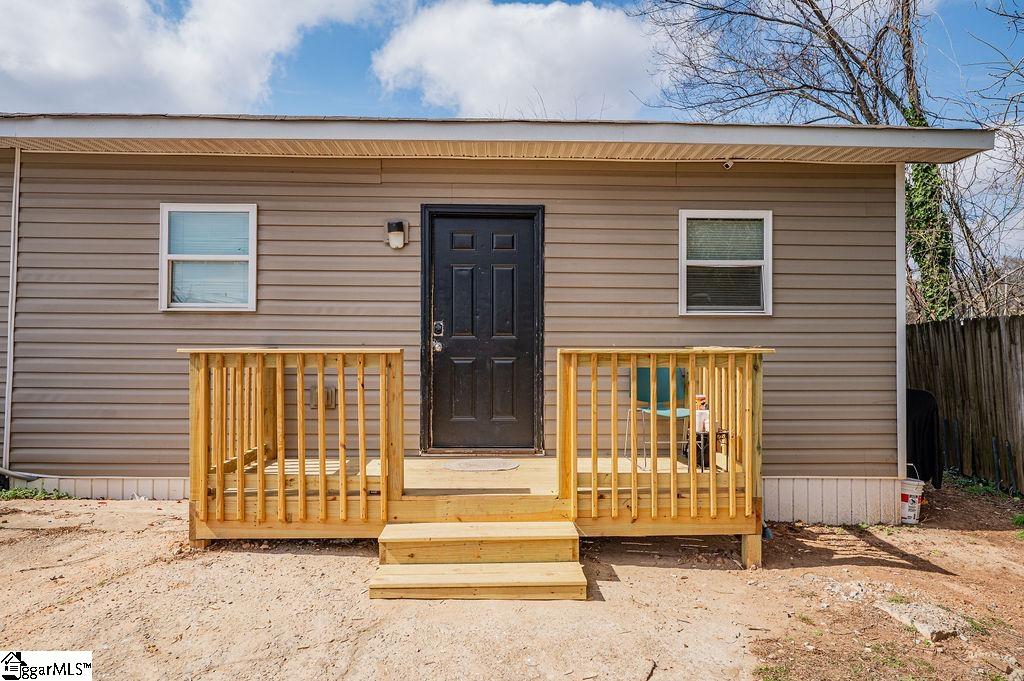 1660 Wofford Street Property Photo 20