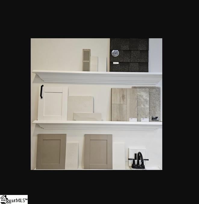 130 Limestone Circle Property Photo 3