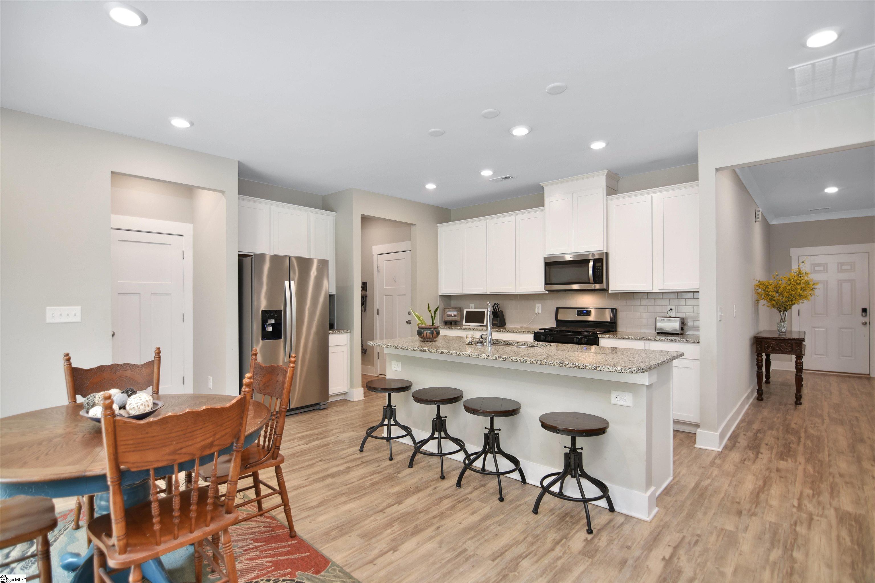 126 Walking Stick Way Property Photo 4