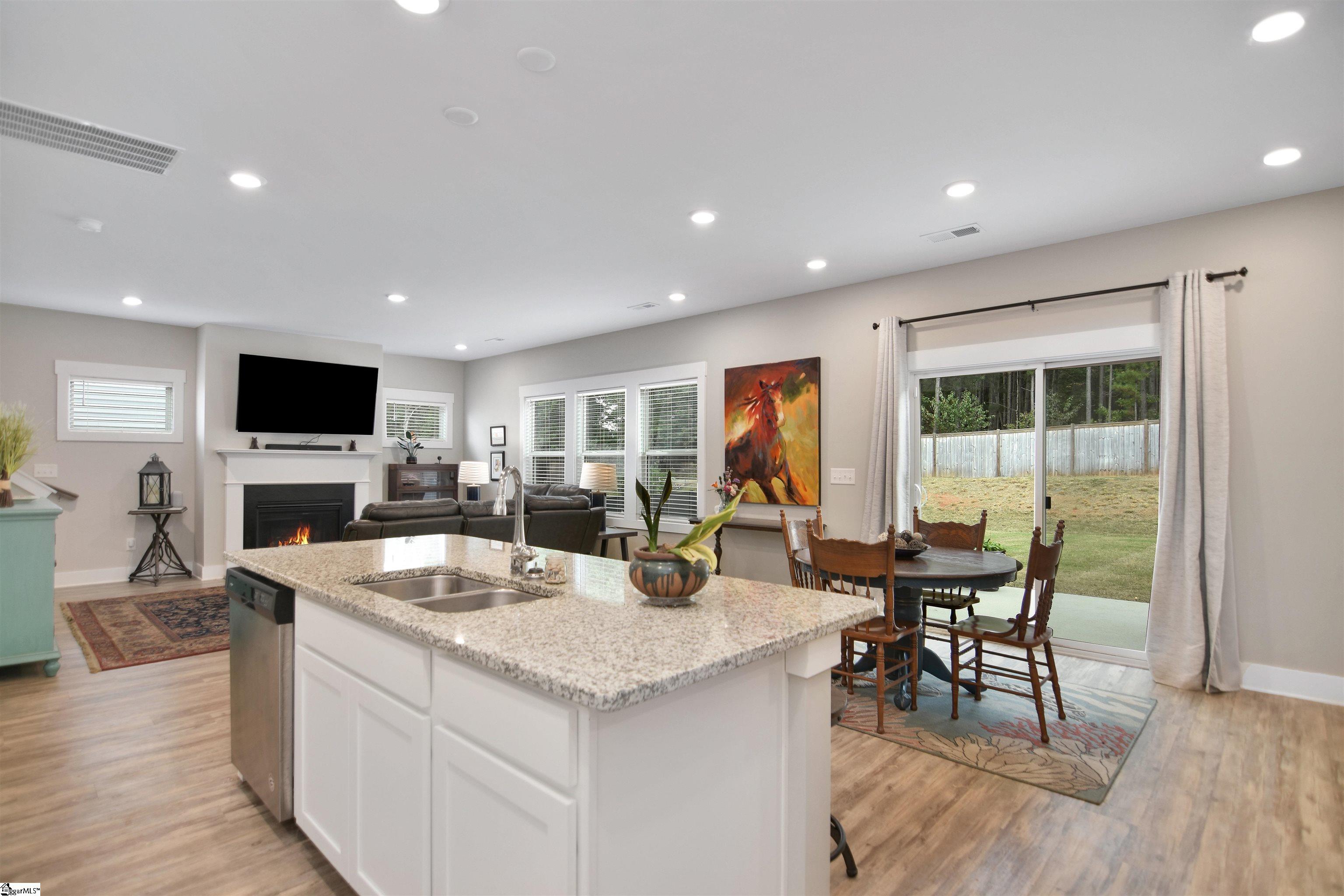 126 Walking Stick Way Property Photo 6