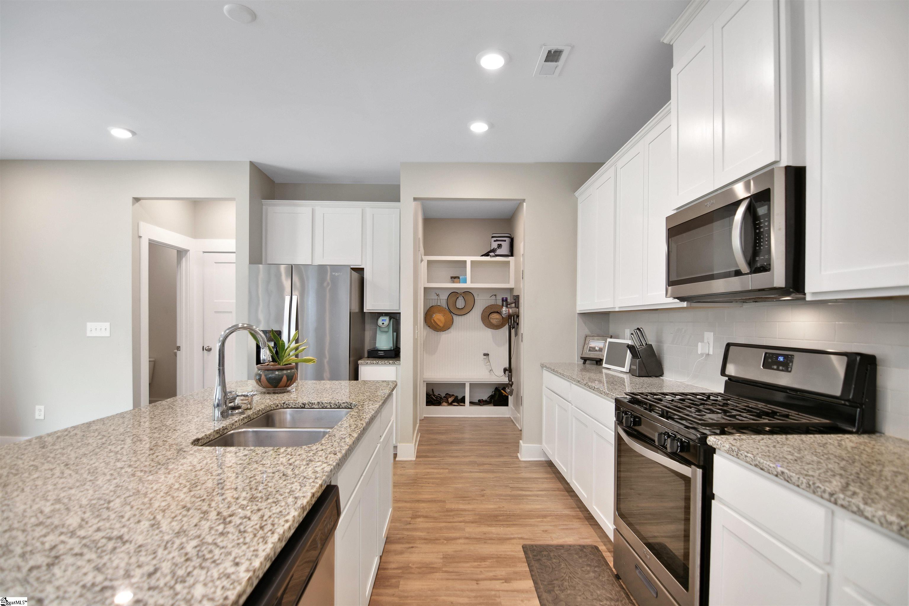 126 Walking Stick Way Property Photo 15