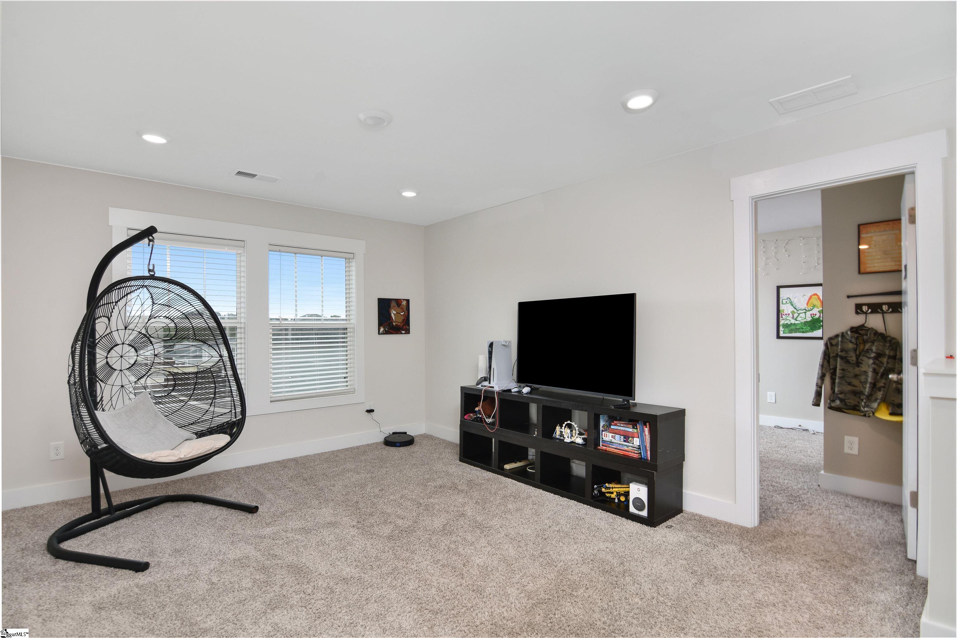 126 Walking Stick Way Property Photo 22