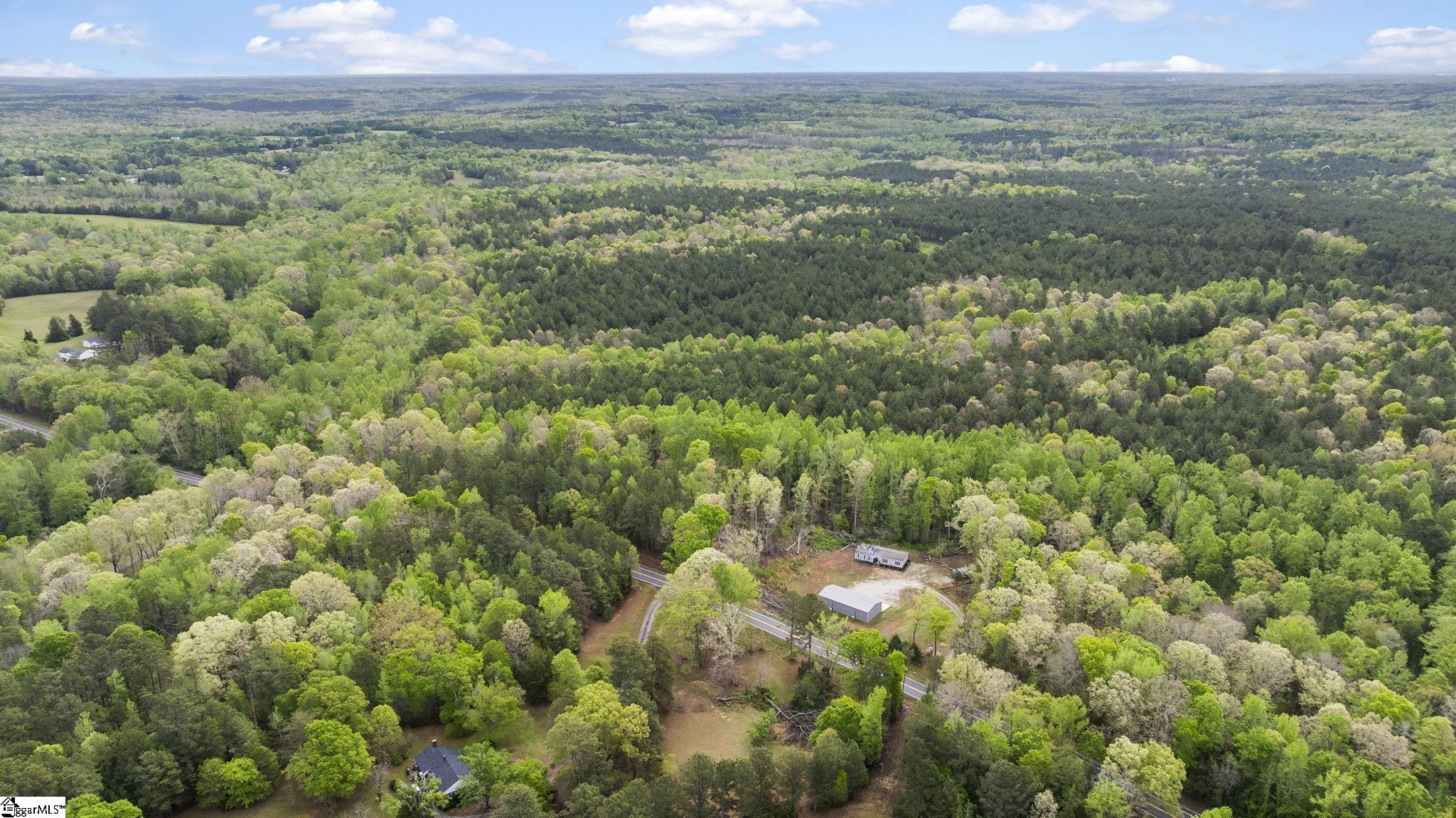 10795 Highway 252 Property Photo 4