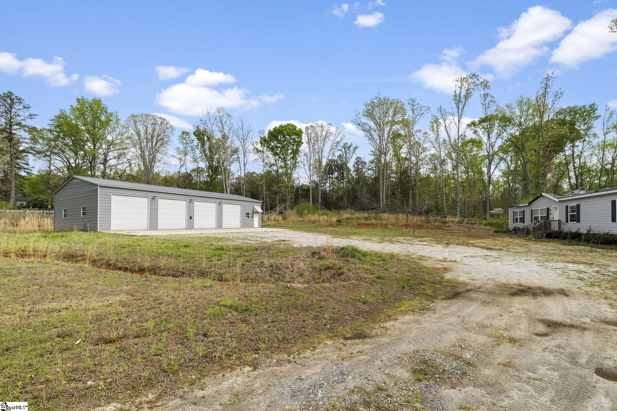 10795 Highway 252 Property Photo 7