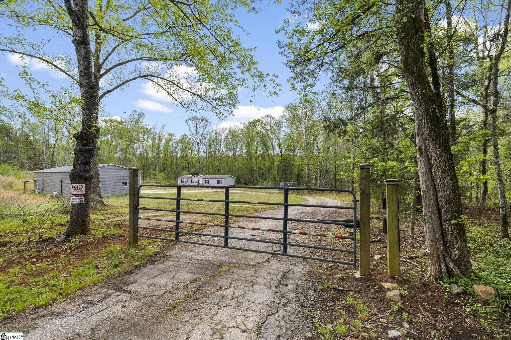 10795 Highway 252 Property Photo 8