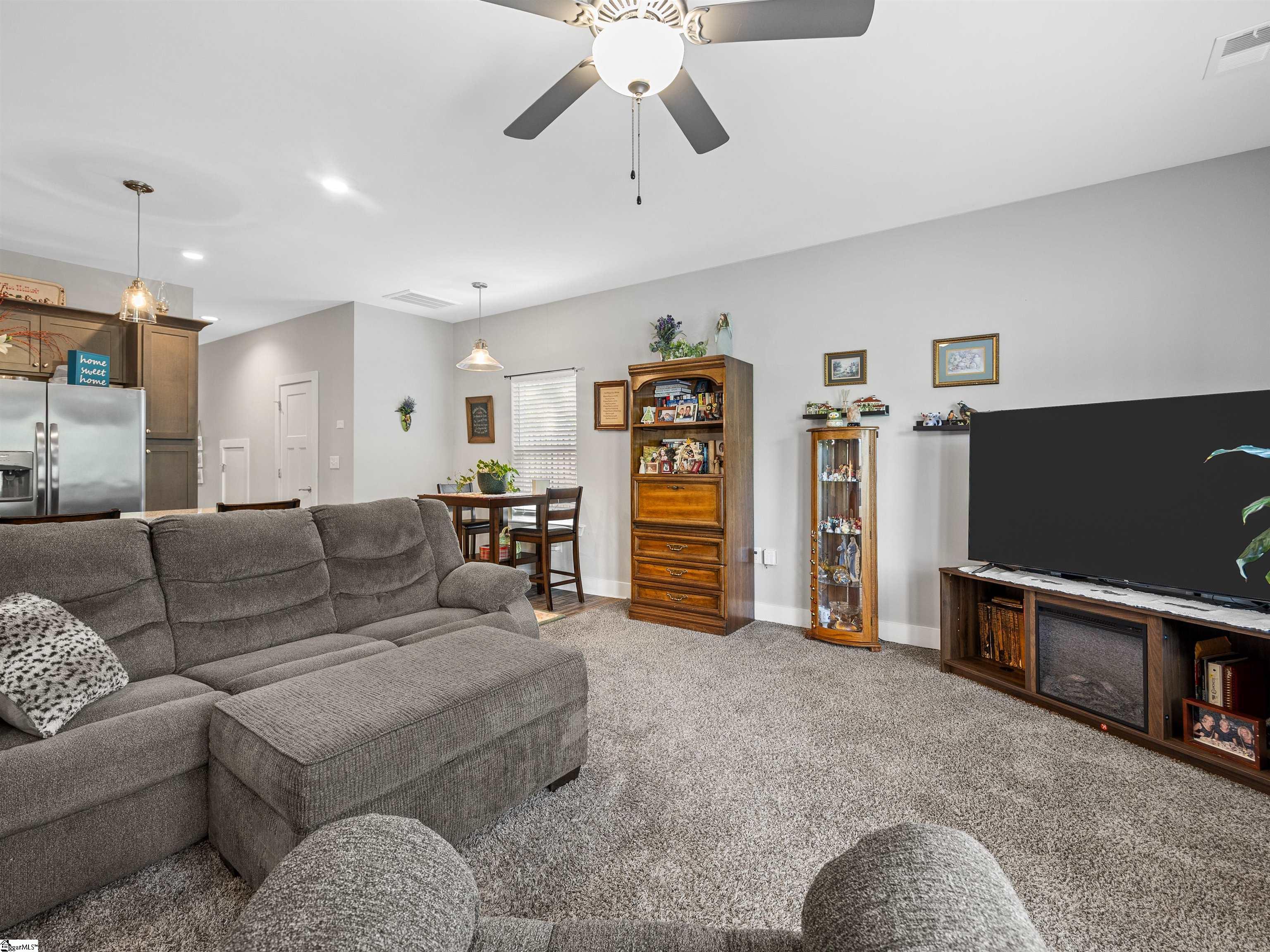 105 Valley Creek Drive Property Photo 12
