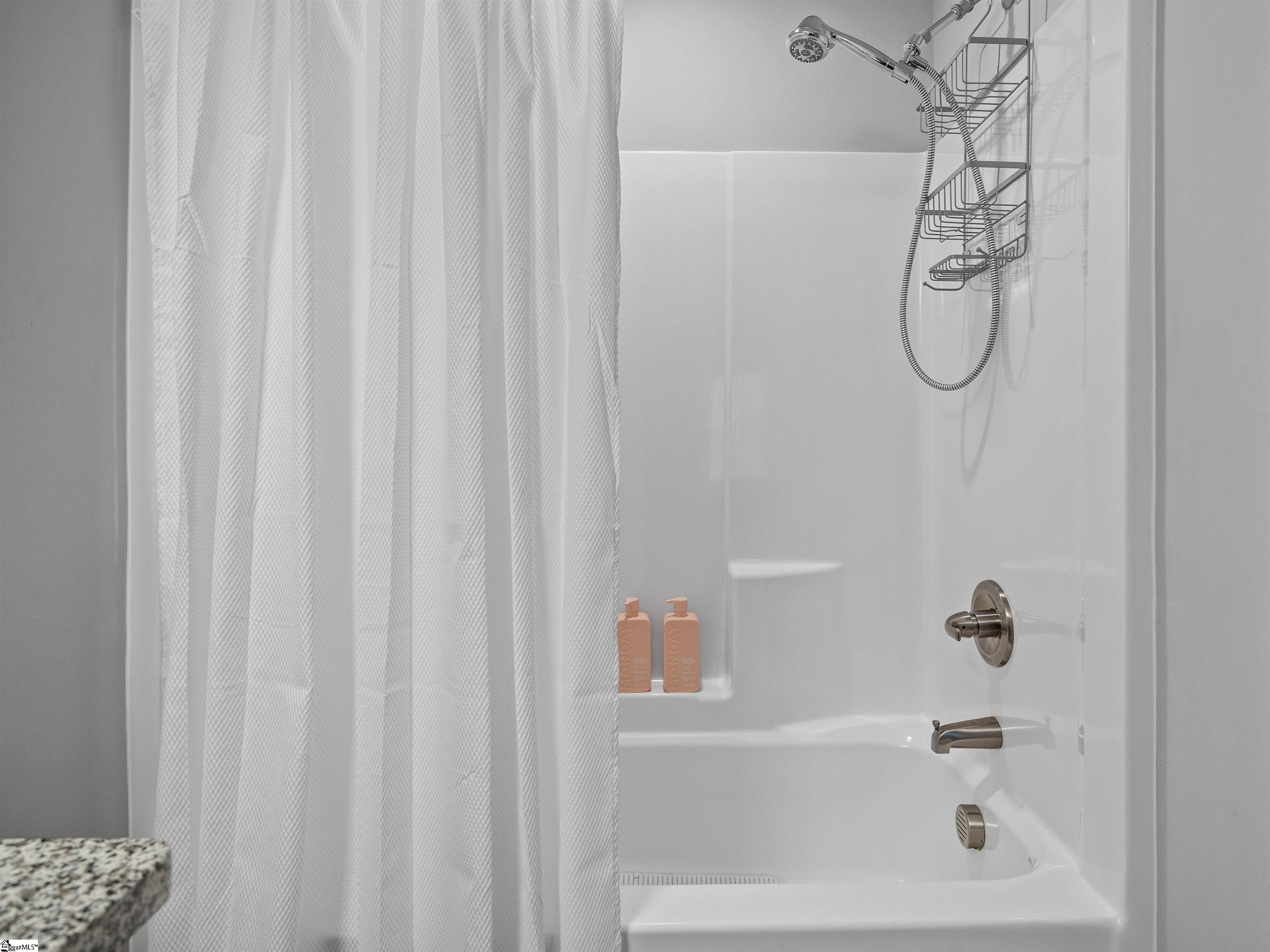 105 Valley Creek Drive Property Photo 22