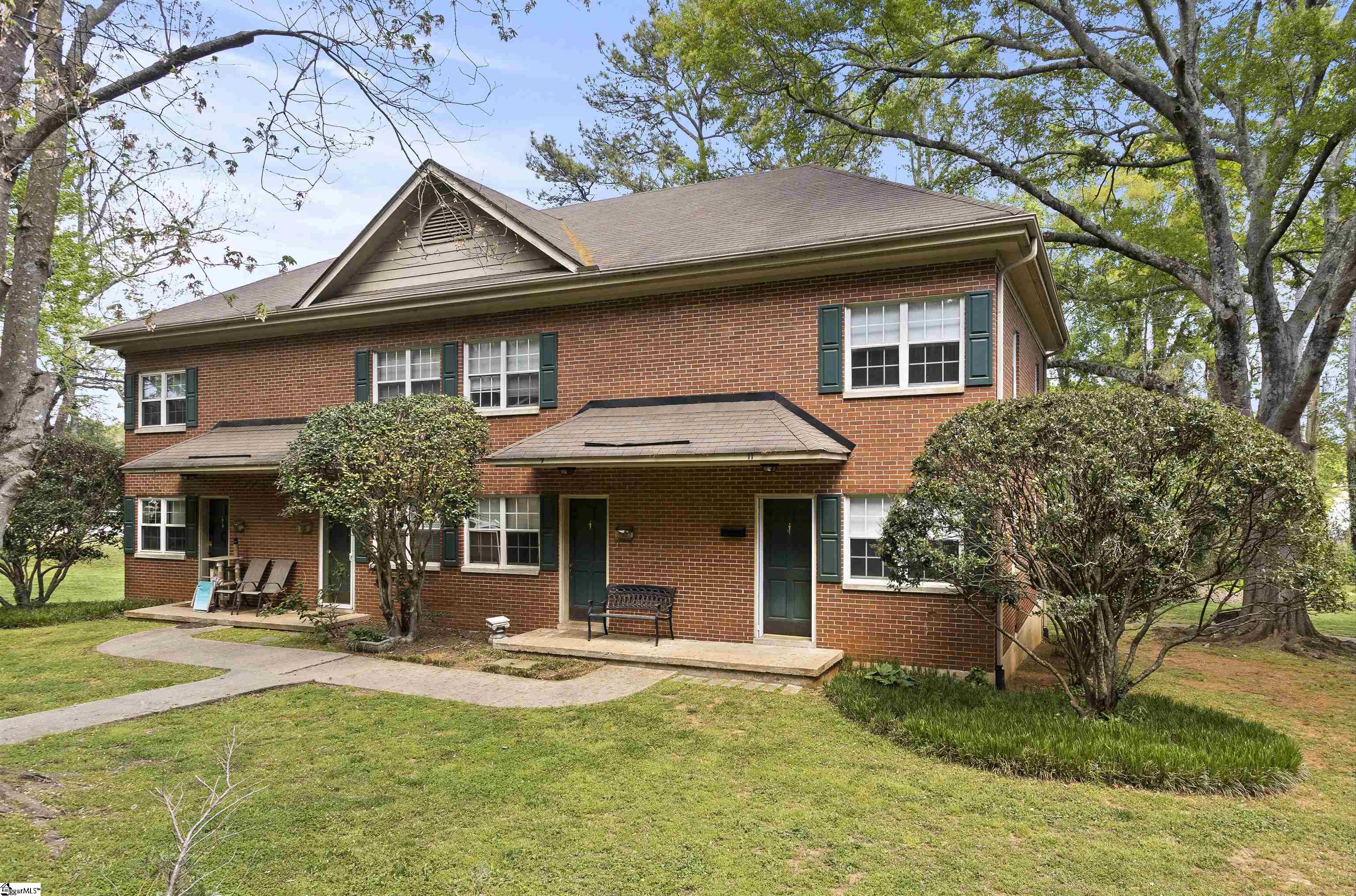 11 Faris Circle Property Photo 1