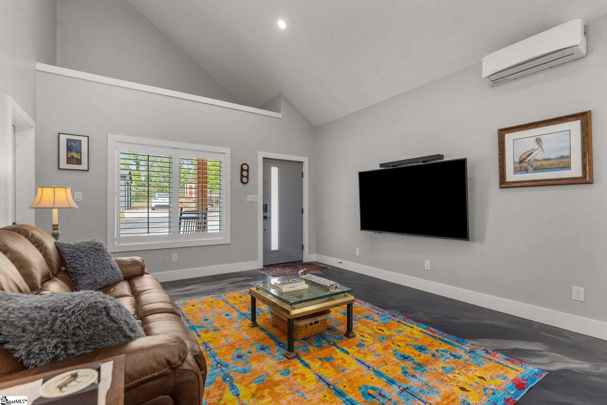107 Spencer Street Property Photo 6