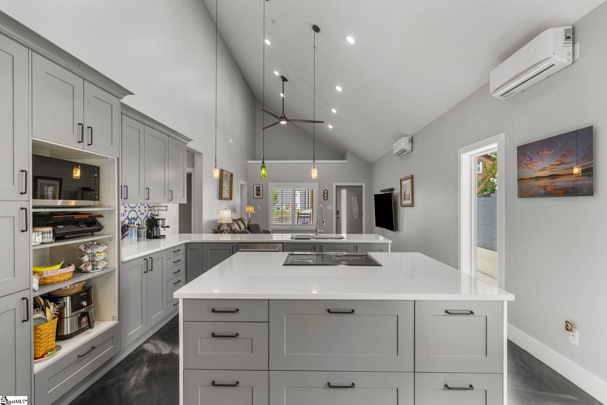 107 Spencer Street Property Photo 28