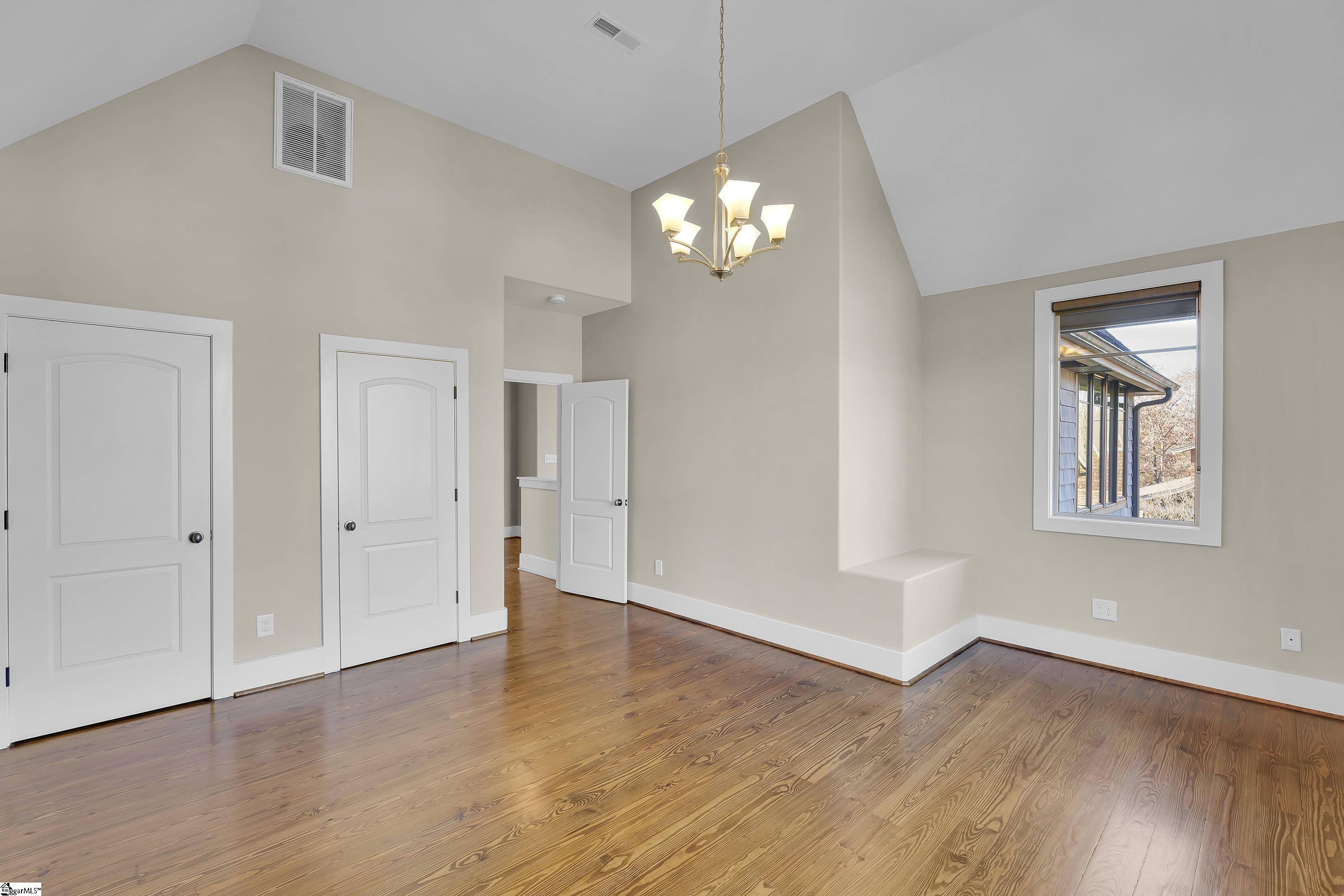 1 Village Mews Road Property Photo 20