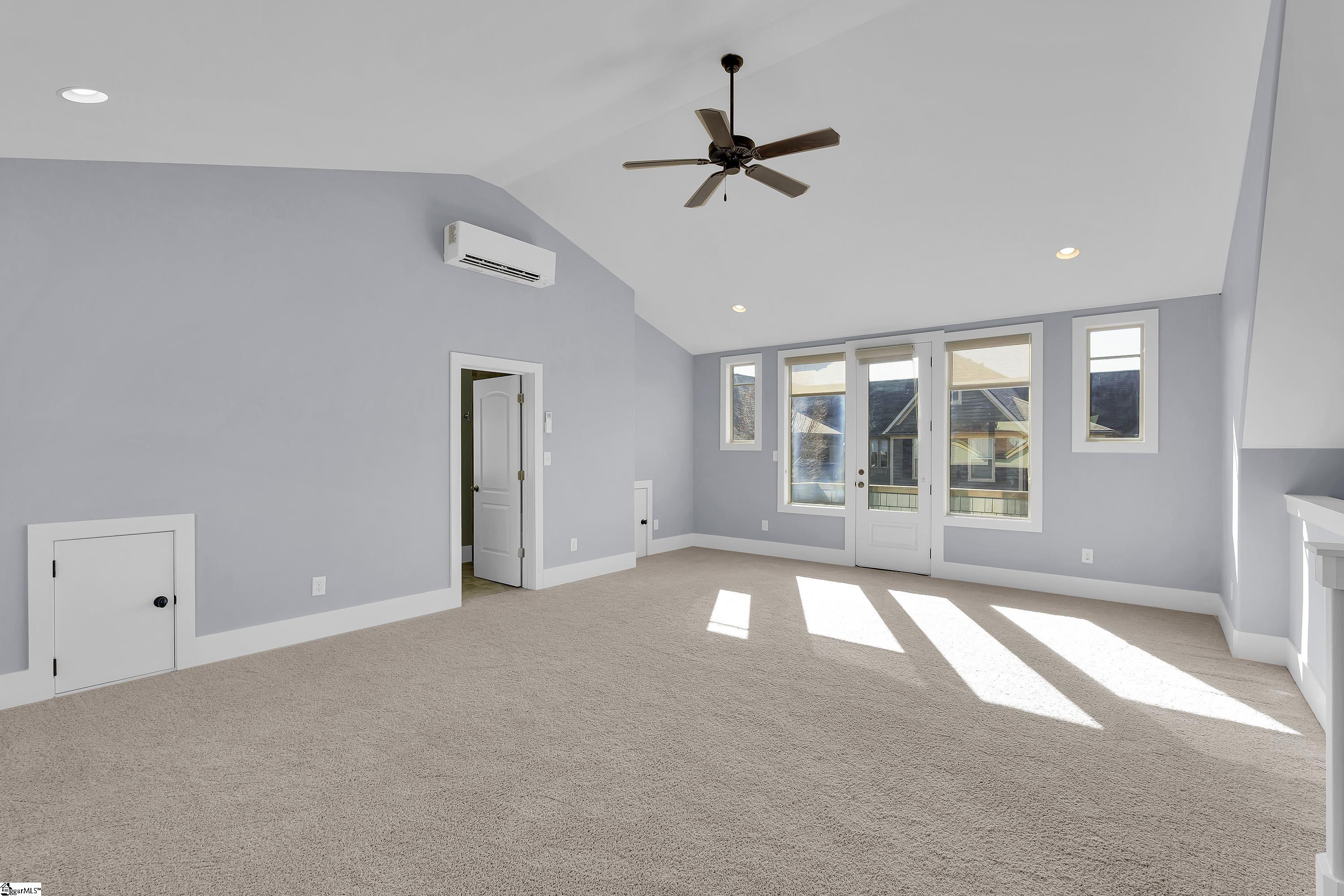 1 Village Mews Road Property Photo 22