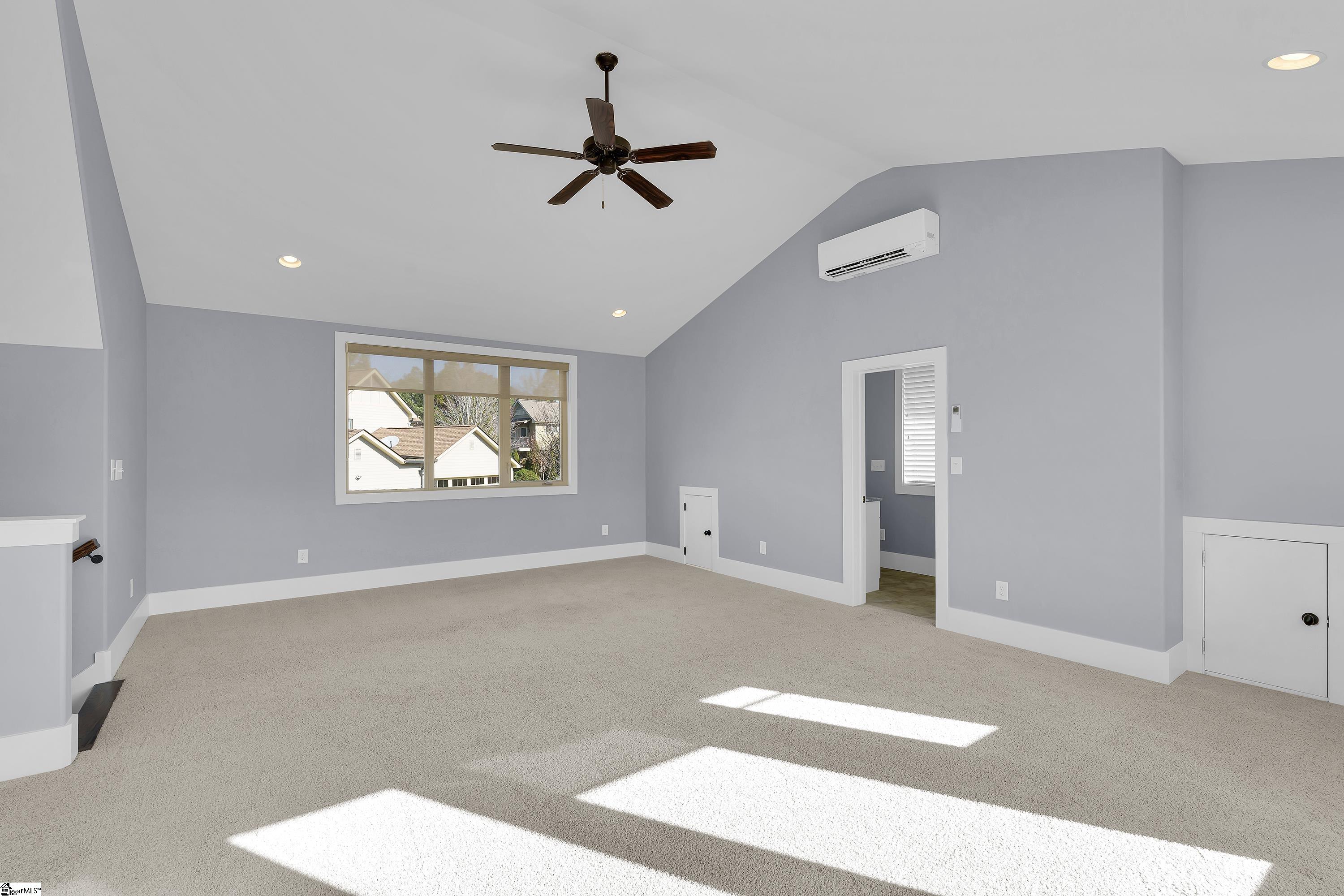 1 Village Mews Road Property Photo 23