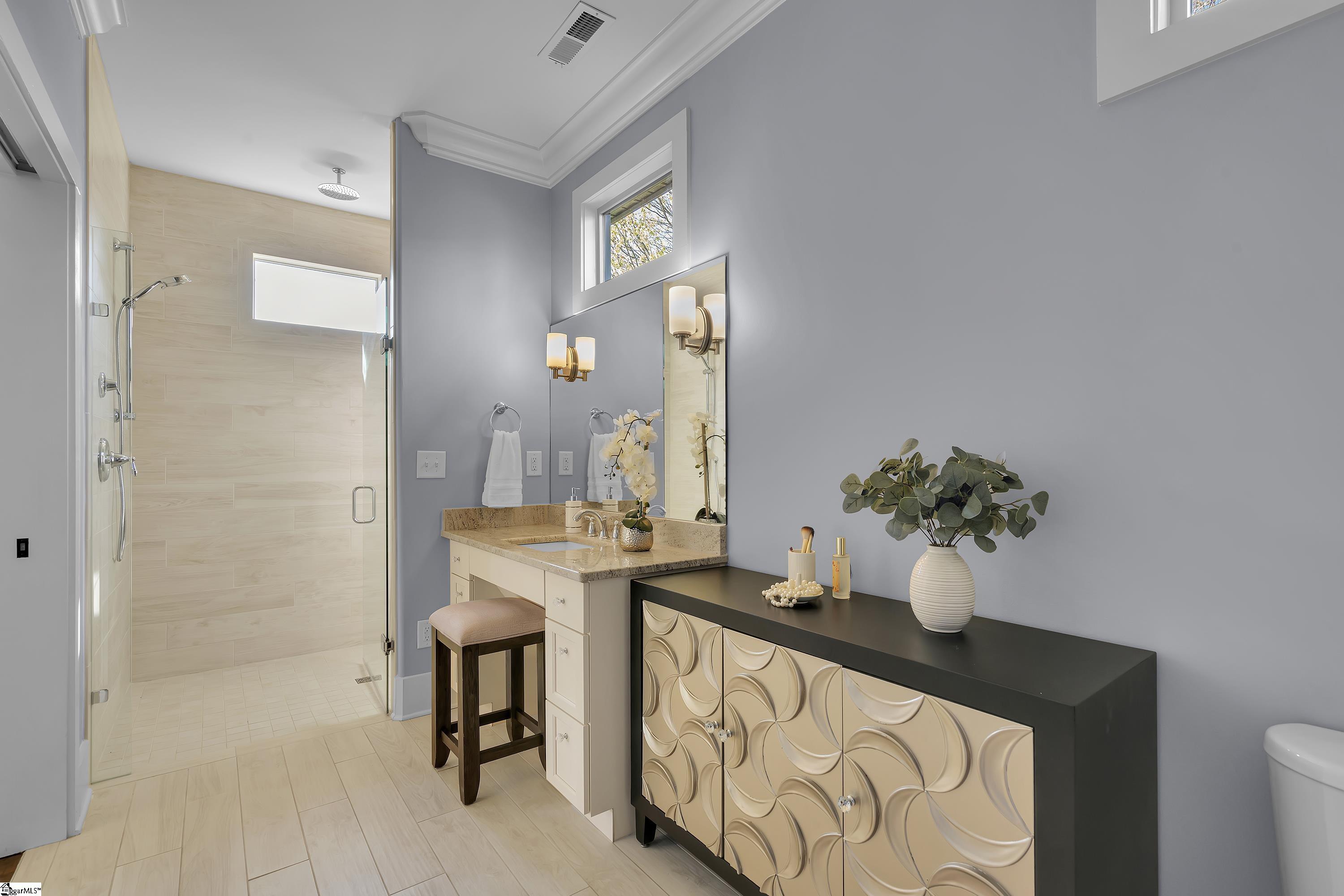 1 Village Mews Road Property Photo 40