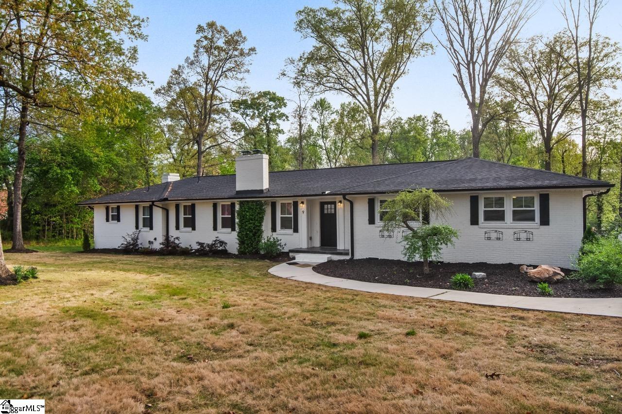9 Howell Road Property Photo 1