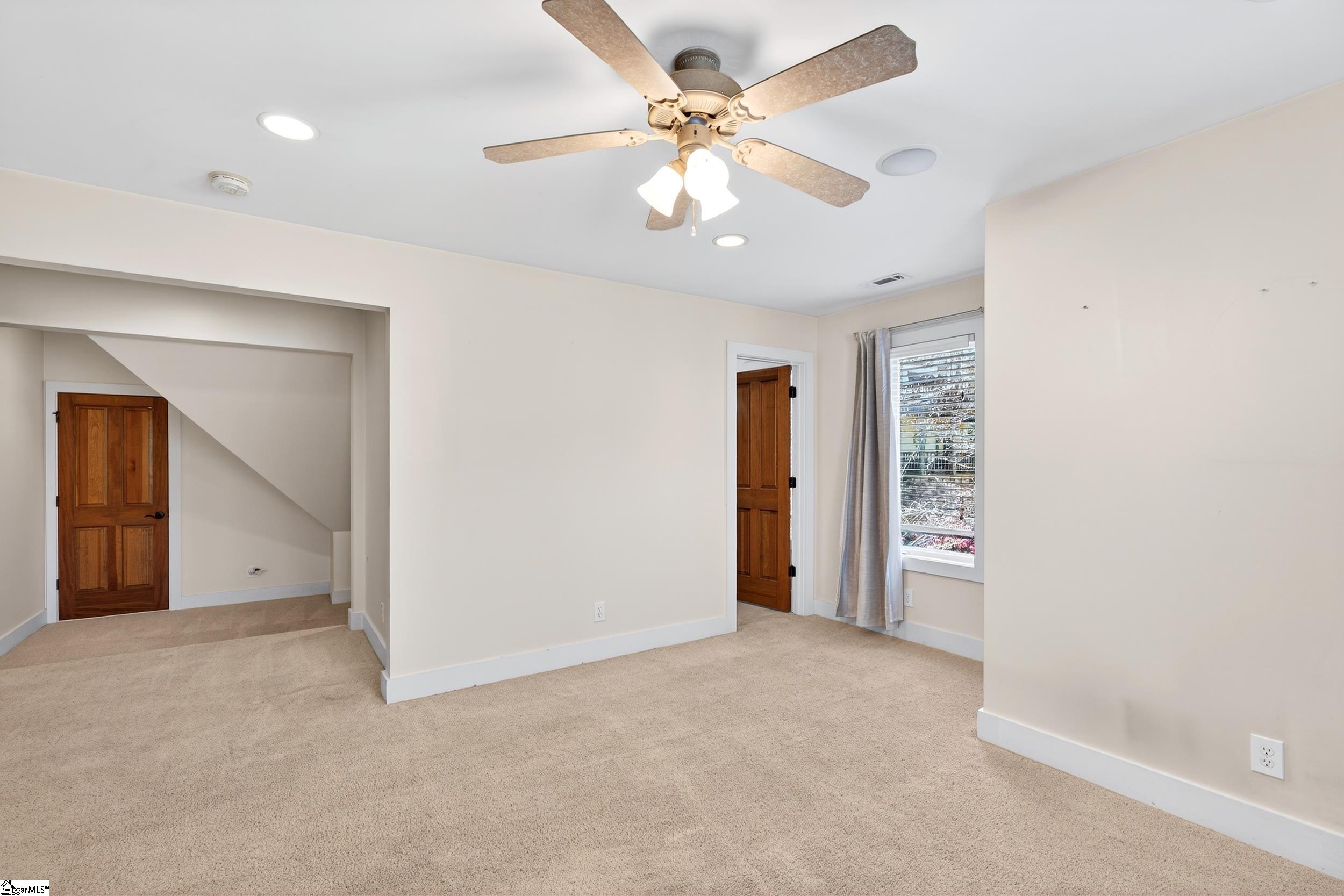 114 Kingshead Road Property Photo 28