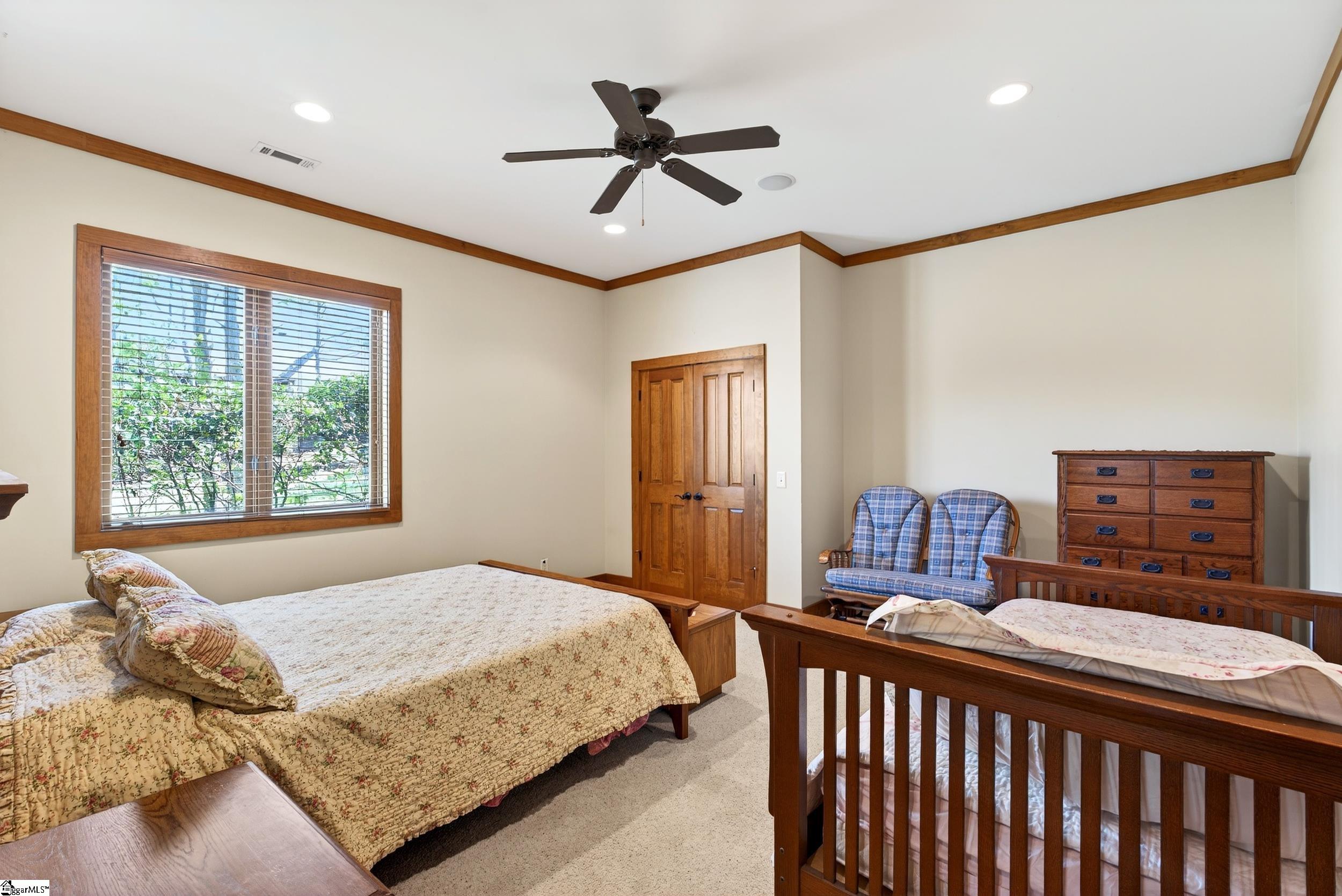 114 Kingshead Road Property Photo 40