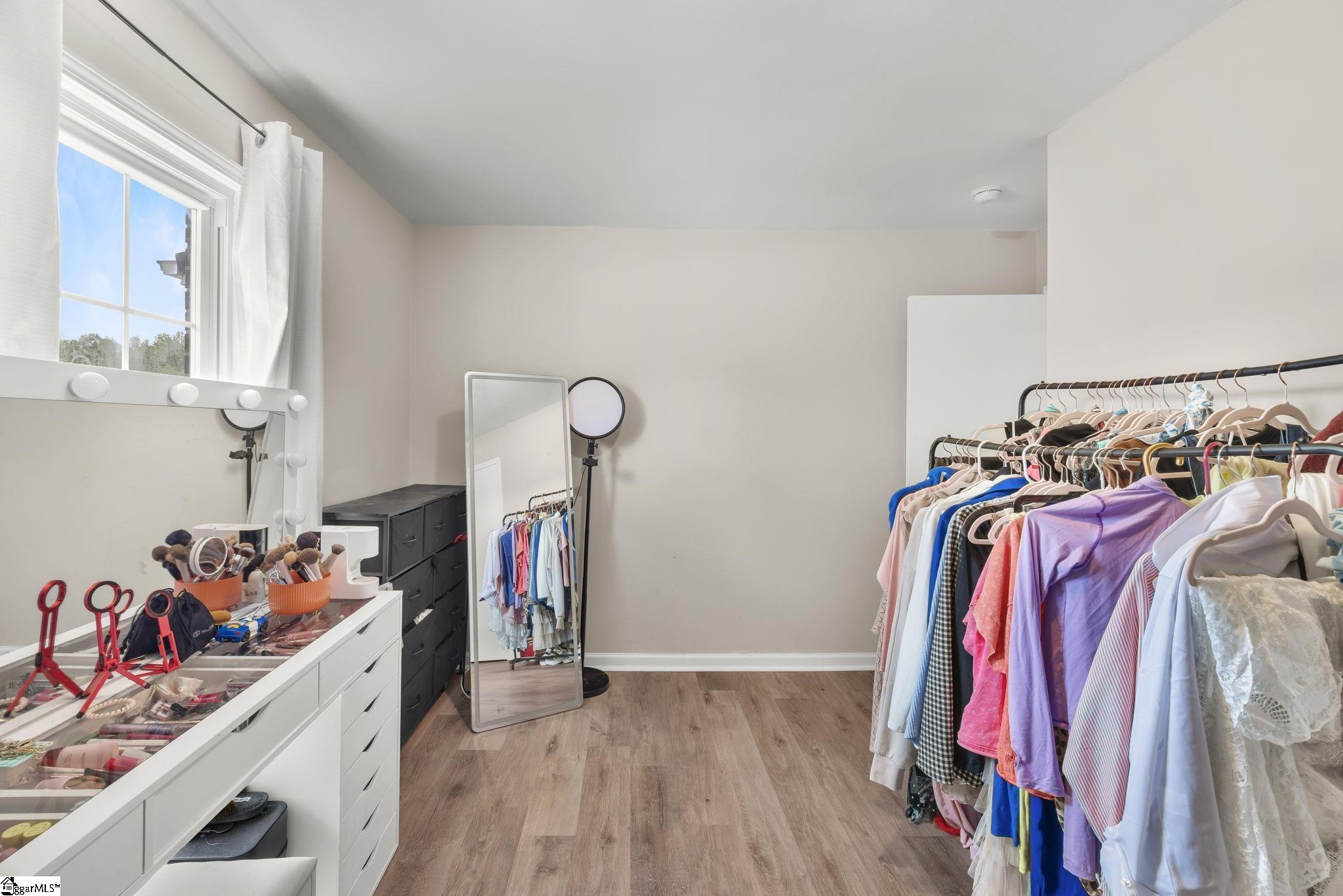 309 E Hampton Avenue Property Photo 16